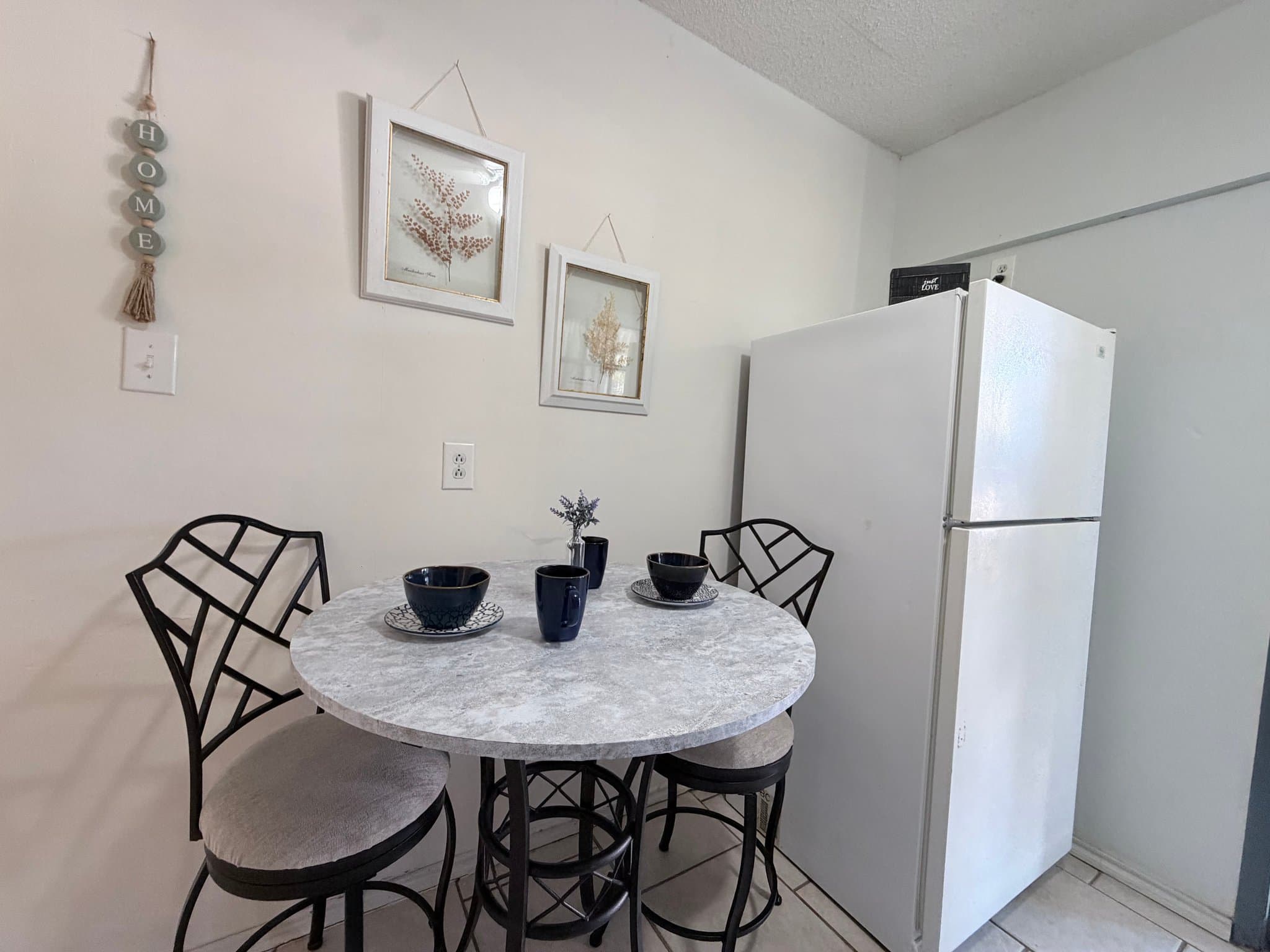 San Antonio Apartment: 7418 Meadow Cliff St