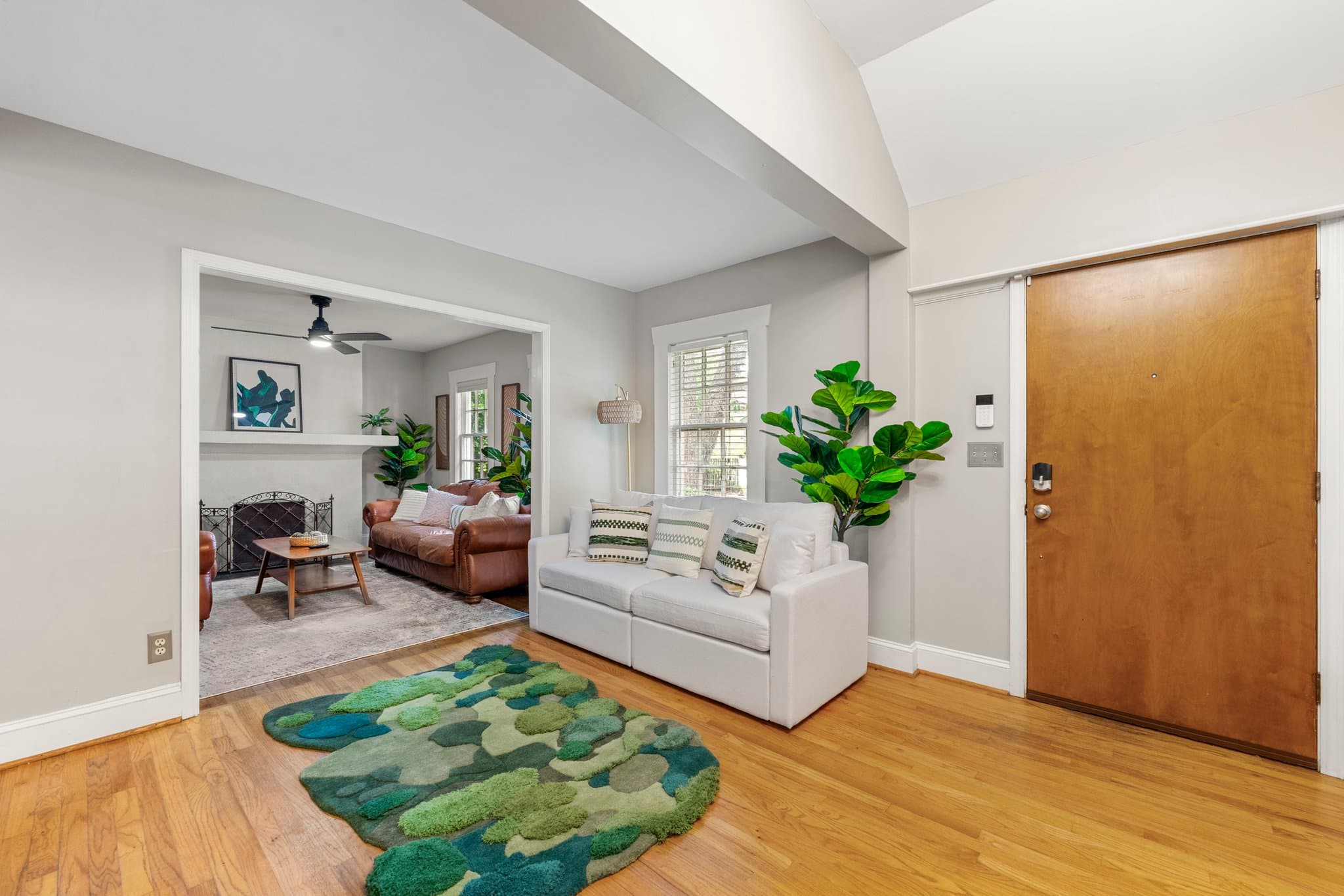 Decatur House: 315 W Benson St