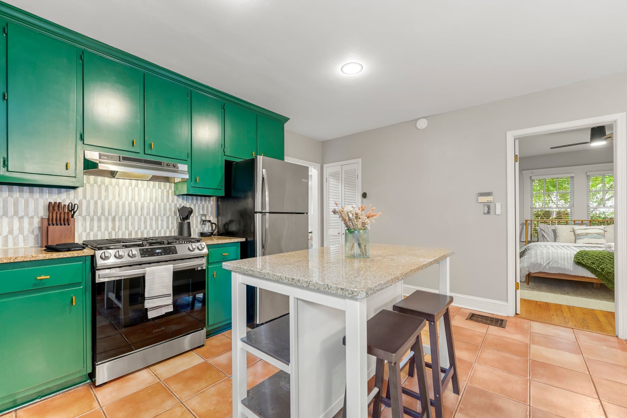 Decatur House: 315 W Benson St