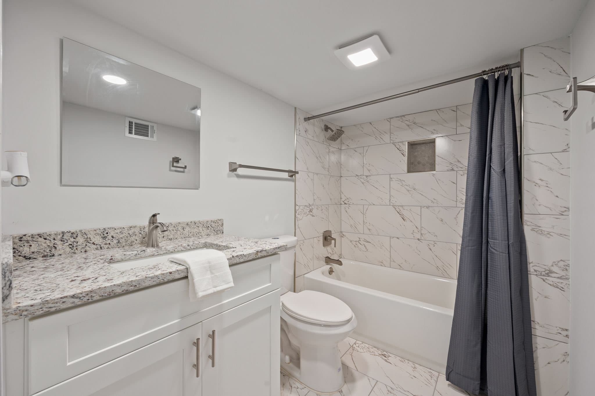 Atlanta Multiplex: 10 Claire Drive SE