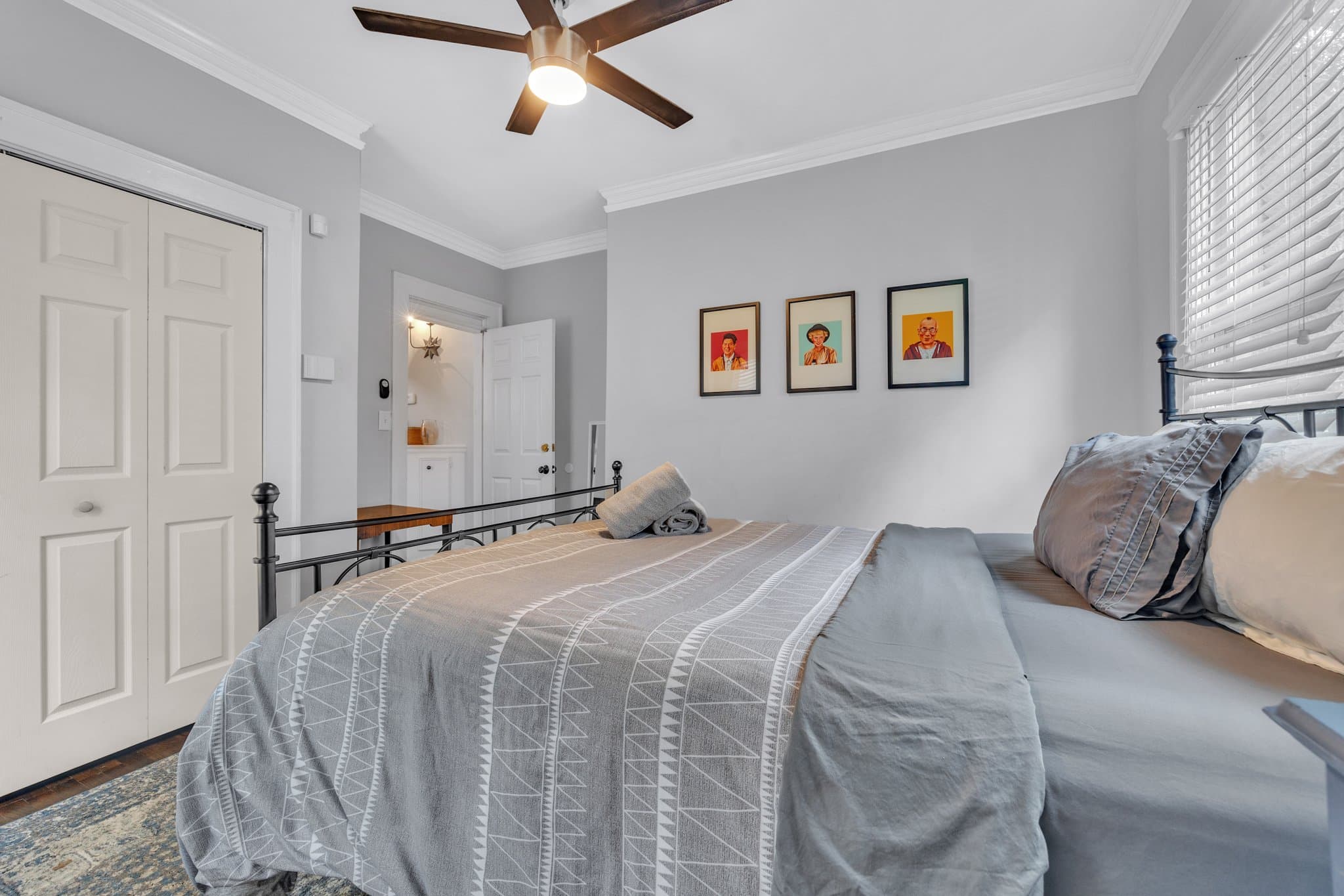 Atlanta House: 1876 DeKalb Ave NE