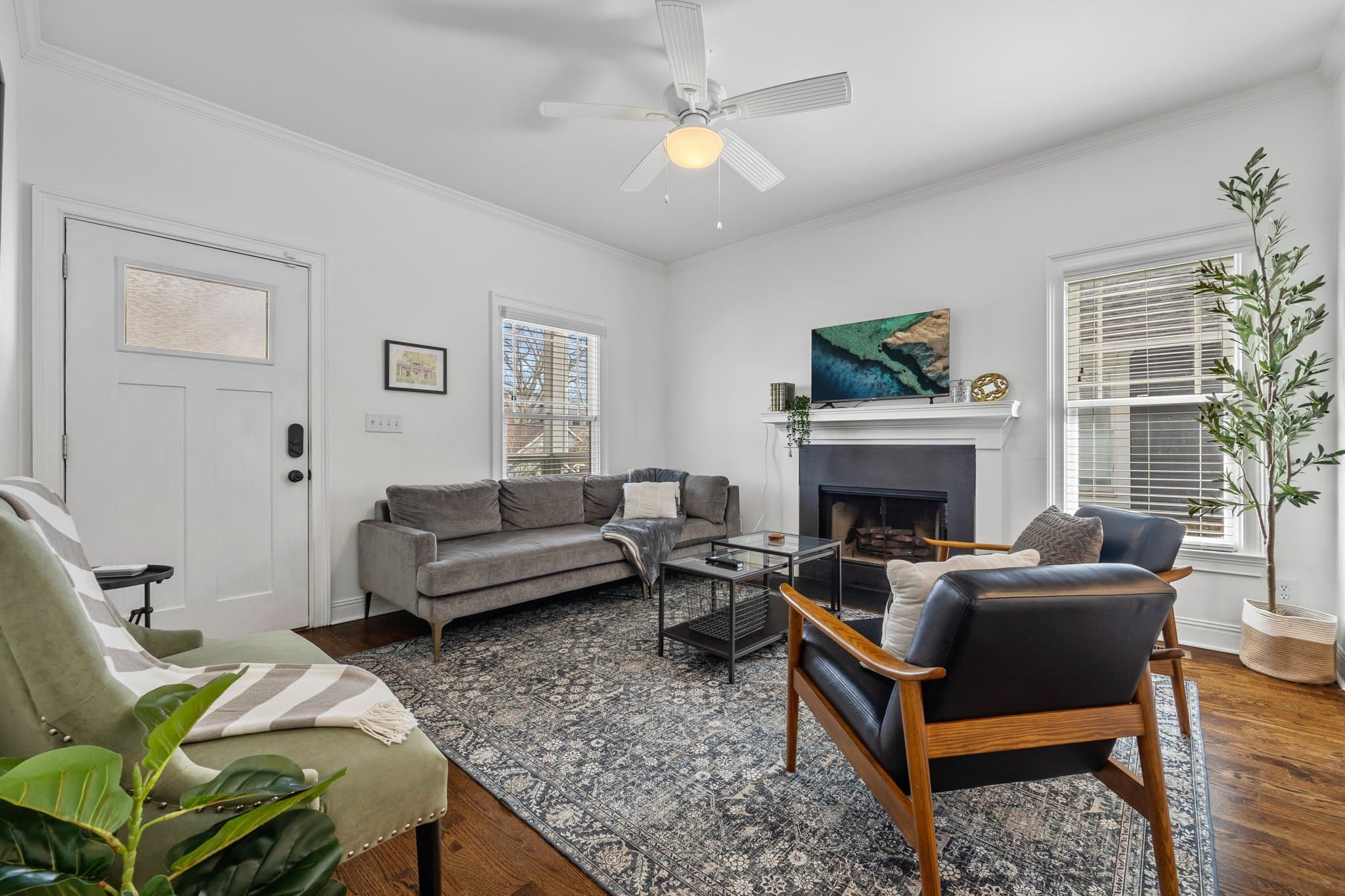 Atlanta House: 144 Holiday Ave NE