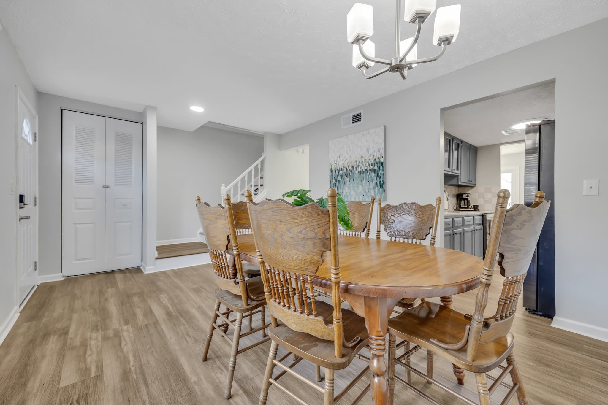 Atlanta House: 8802 Long Beach Cir