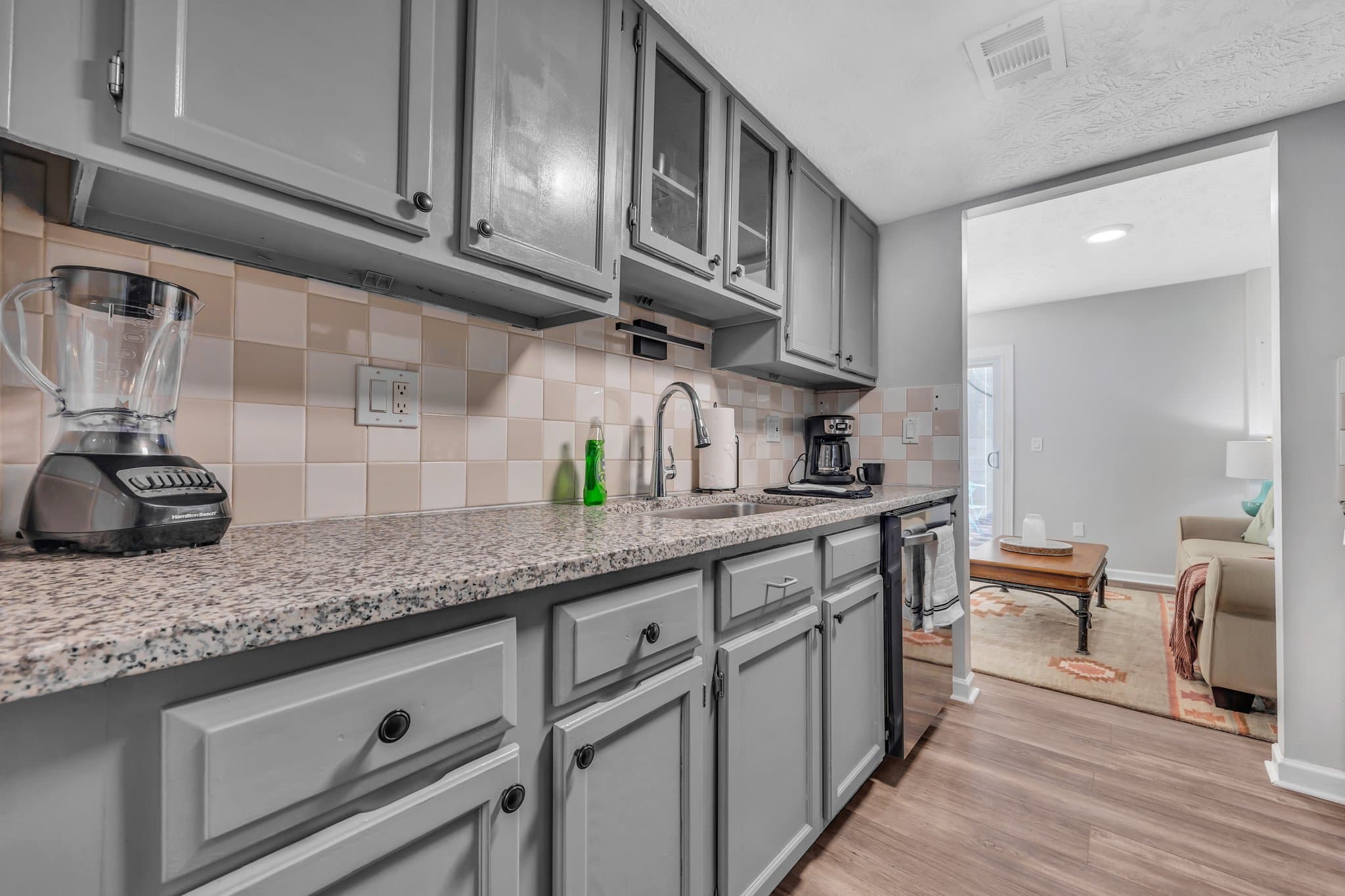 Atlanta House: 8802 Long Beach Cir