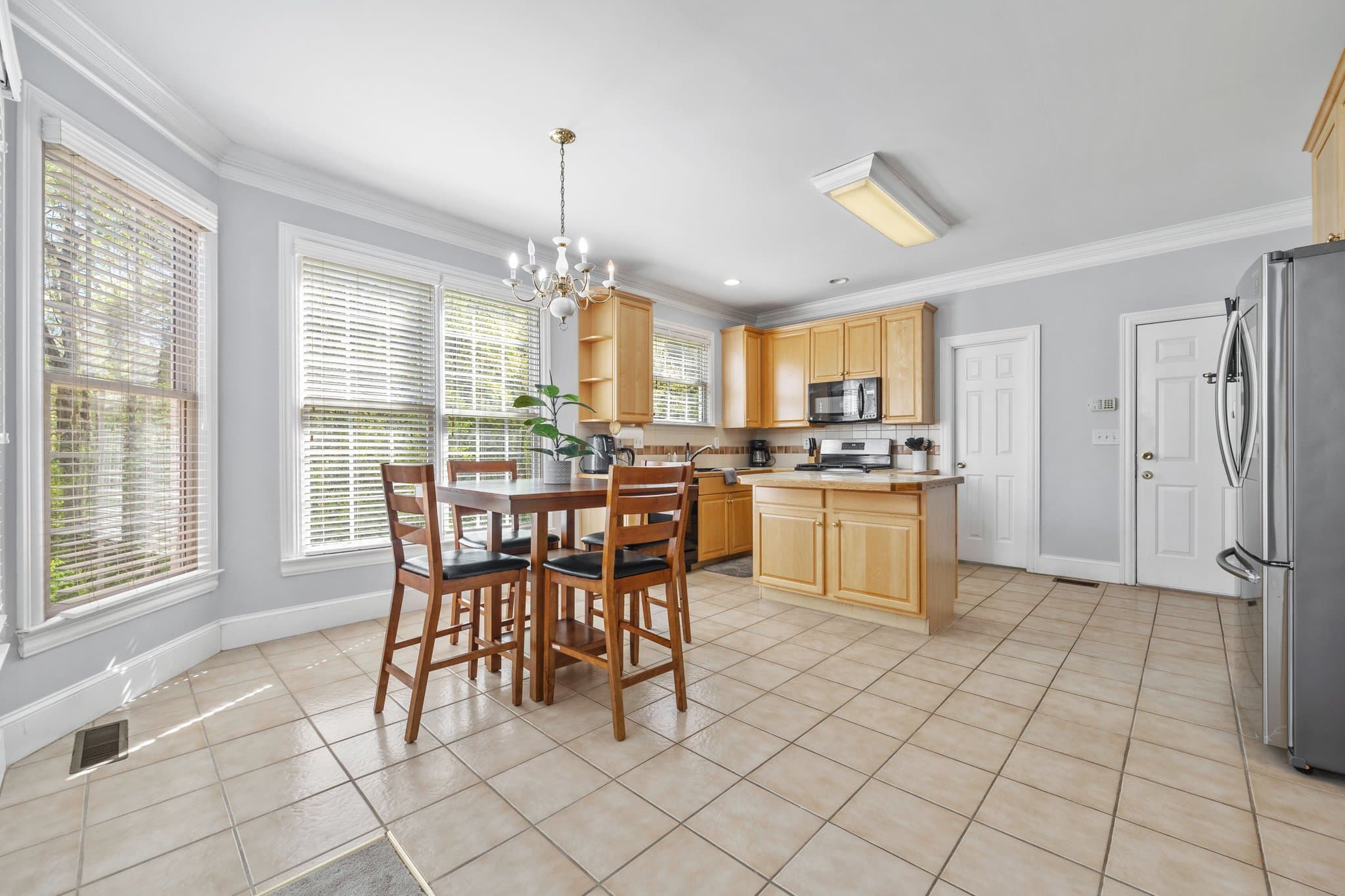 Ellenwood House: 2269 Sage Place
