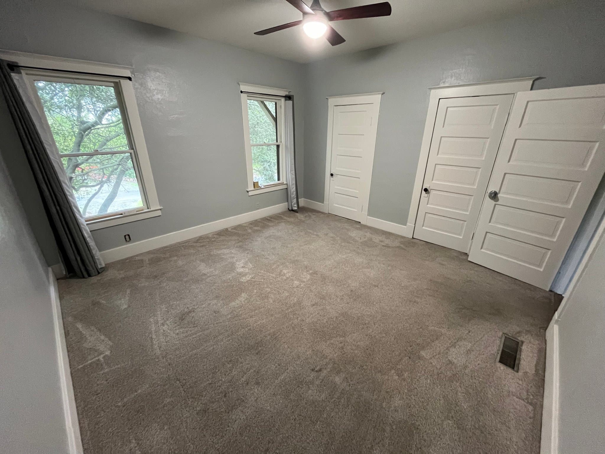 Fair Oaks Single Room: 4059 Ridge St