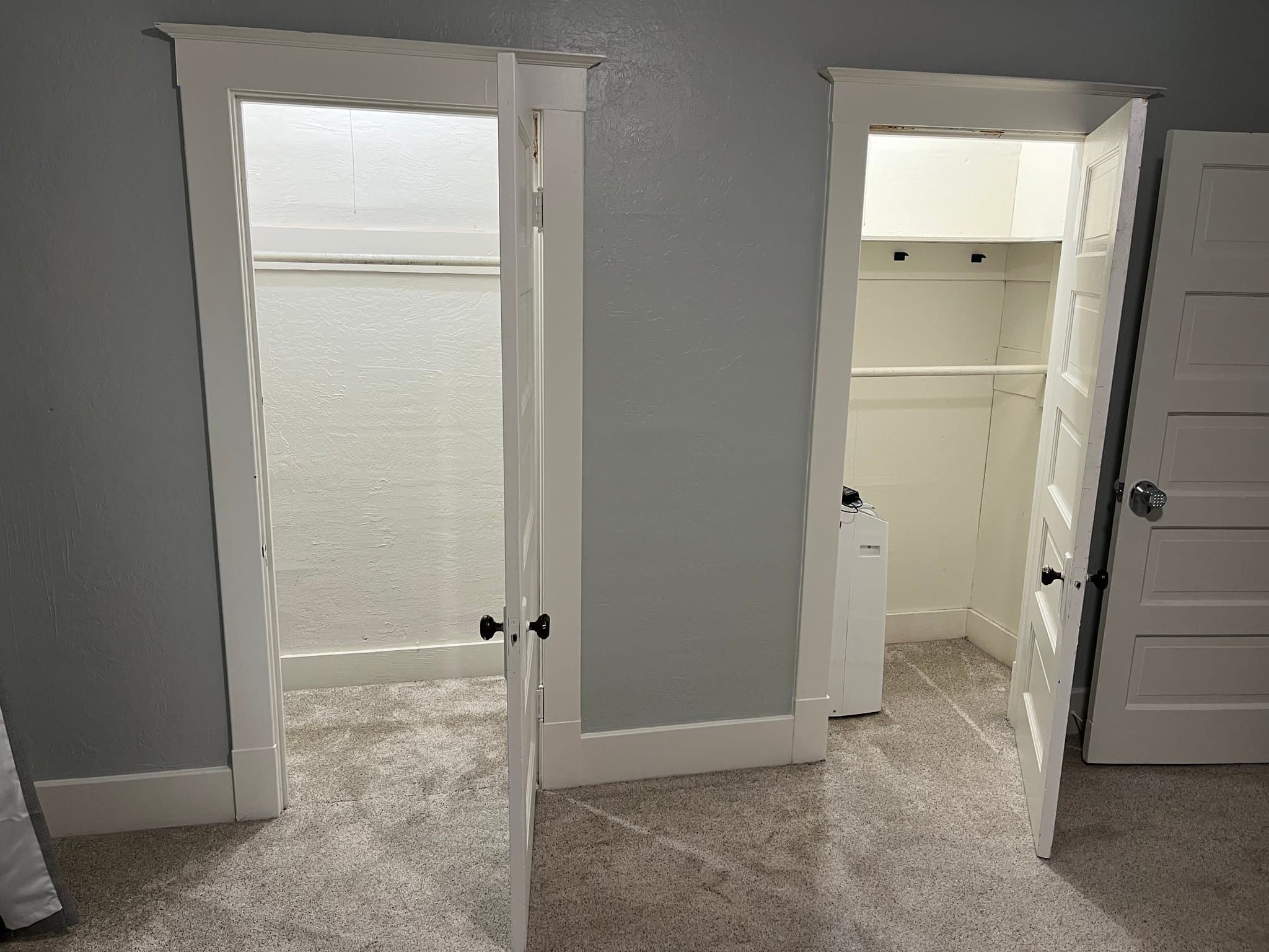 Fair Oaks Single Room: 4059 Ridge St