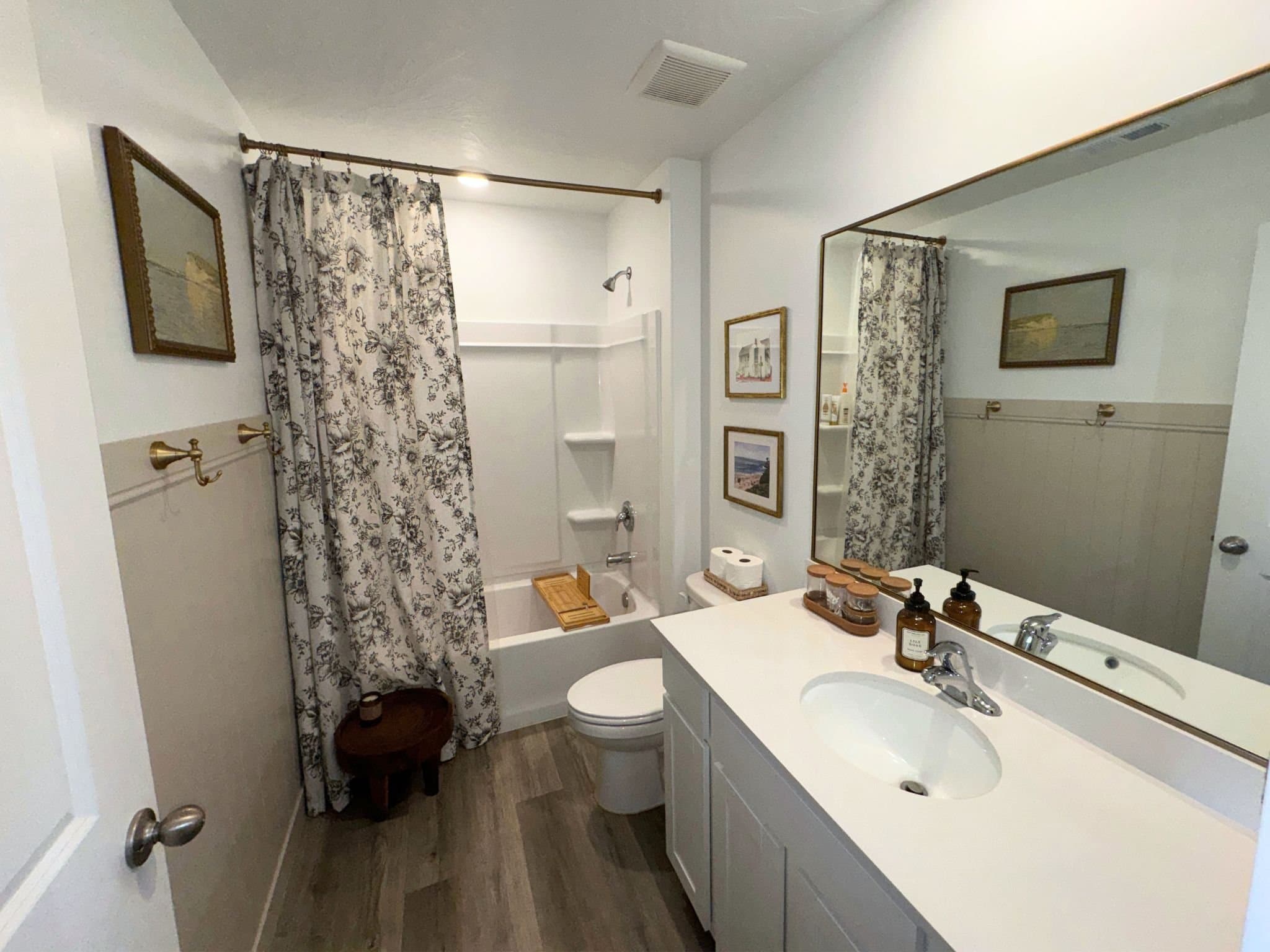 Washington Townhome: 1824 S Wolverine Way