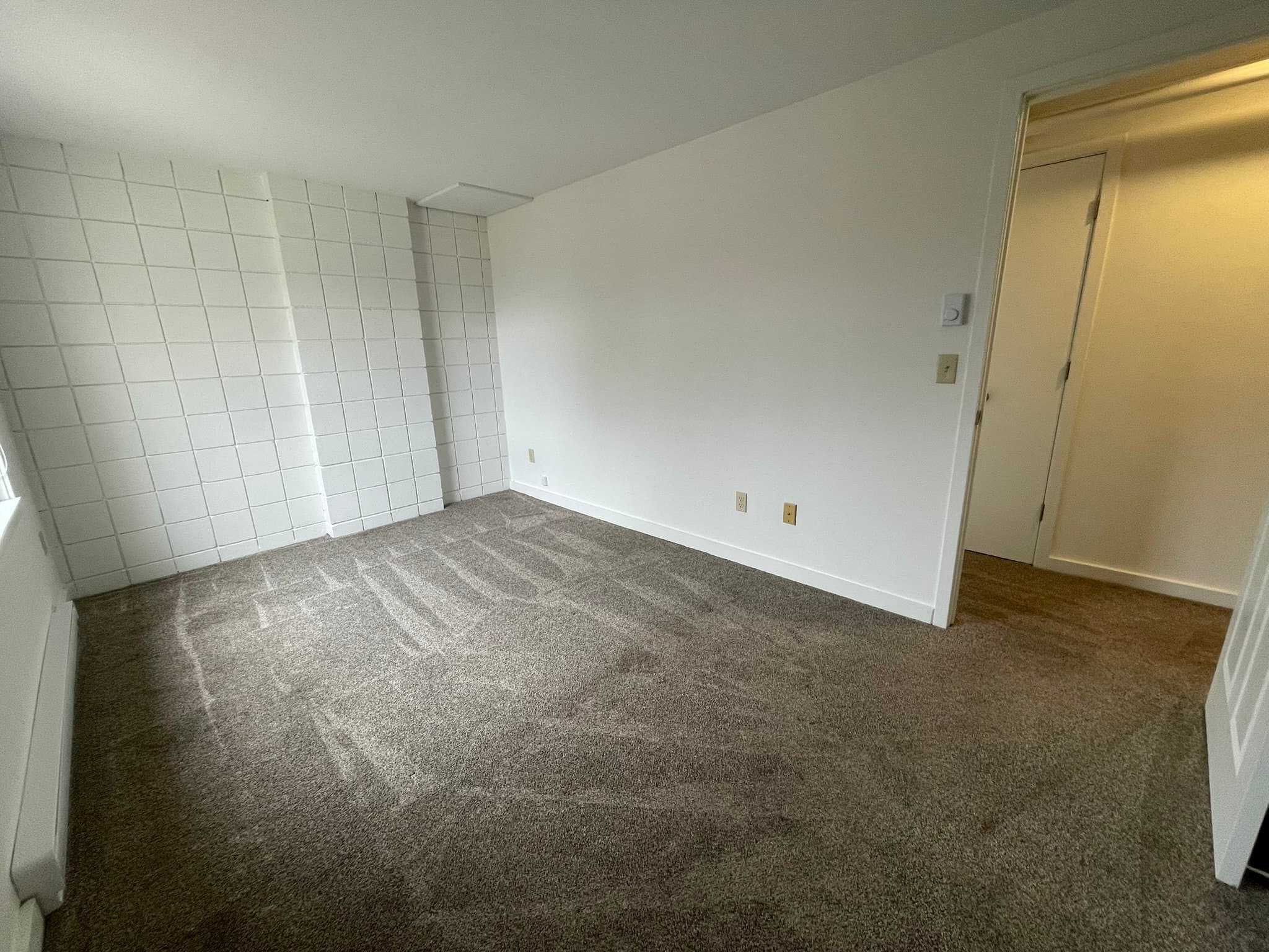 Burlington Condo: 237 Maple Street