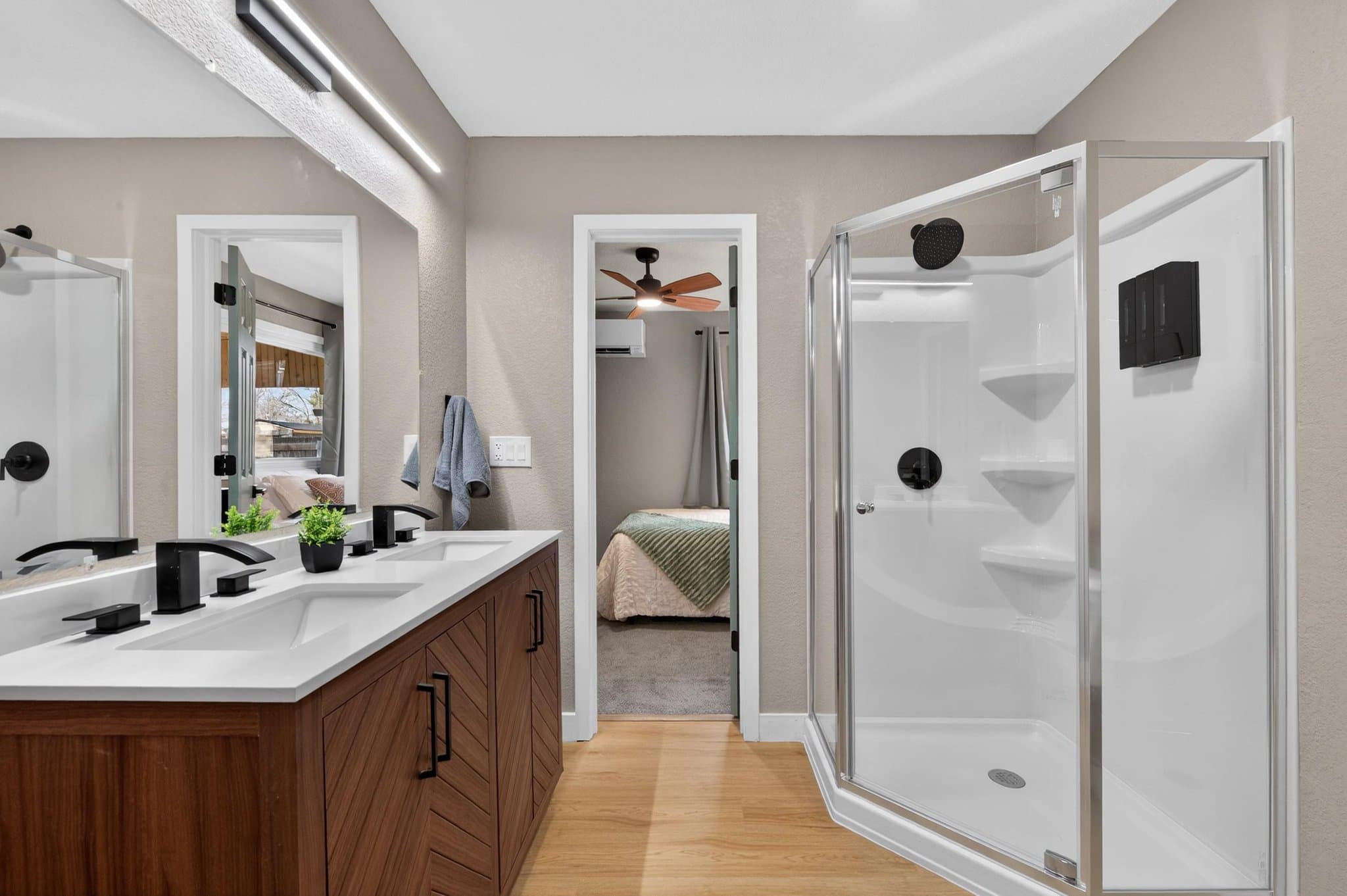 Denver Single Room: 1596 S Stuart St