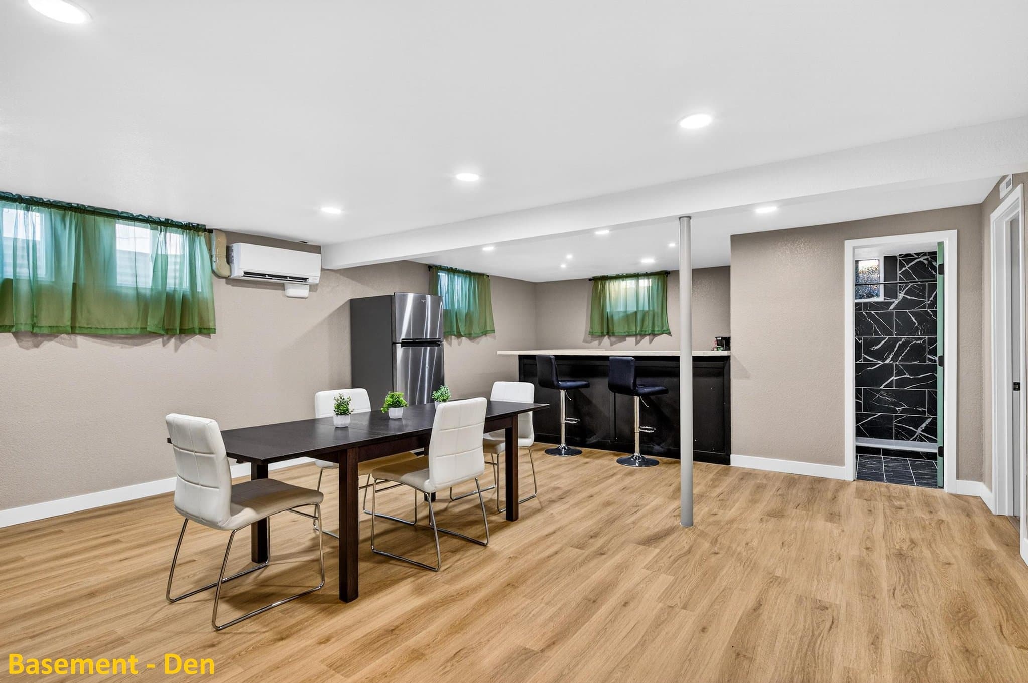 Denver Single Room: 1596 S Stuart St
