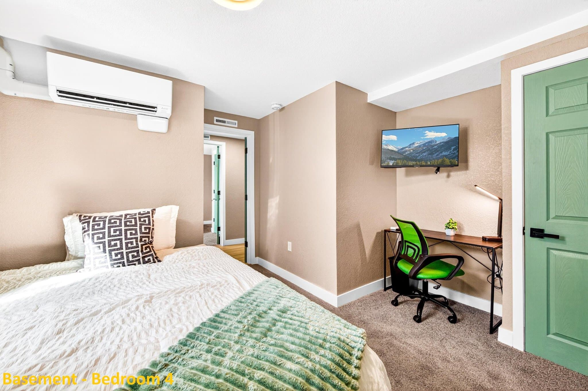 Denver Single Room: 1596 S Stuart St