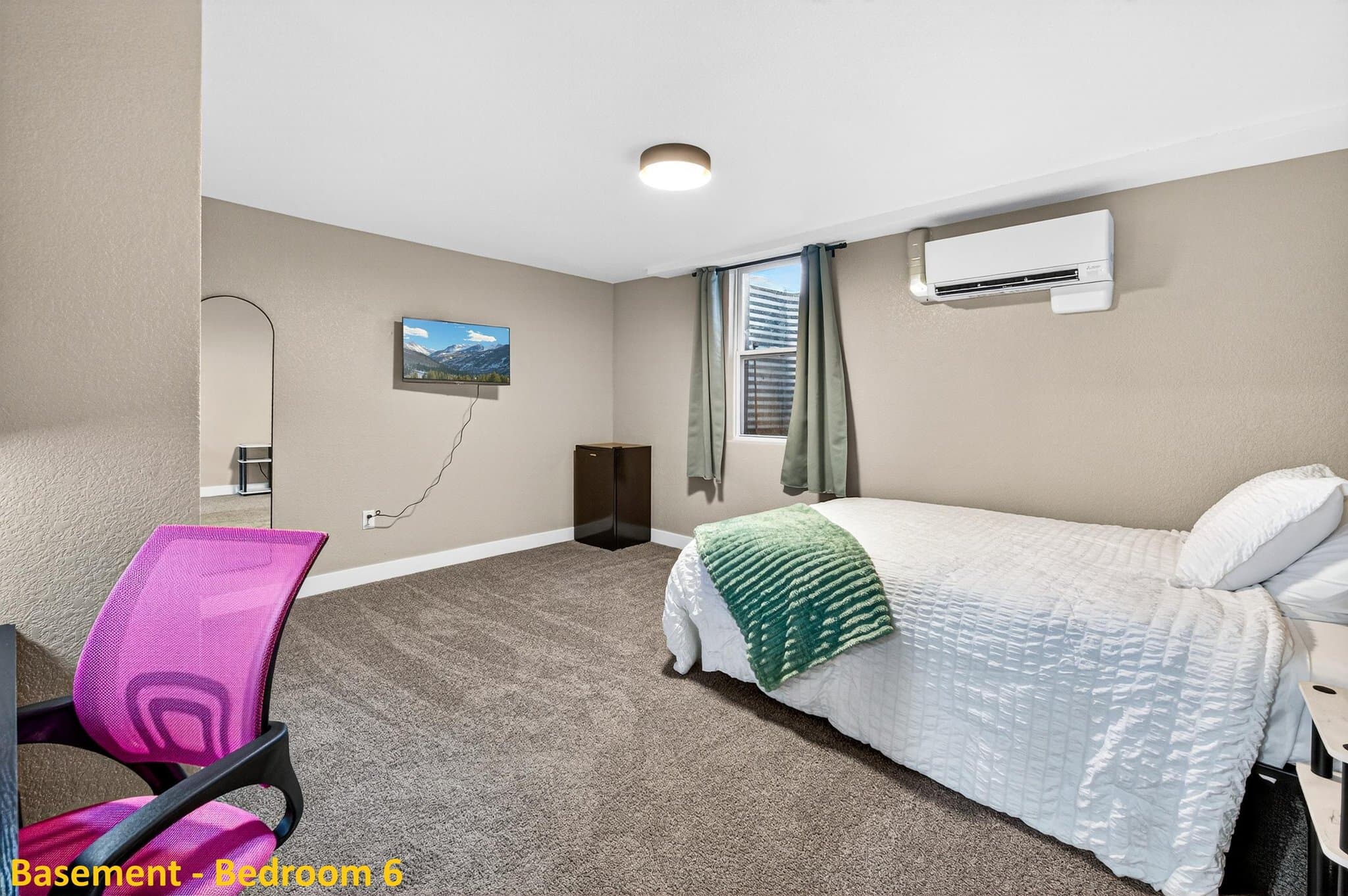 Denver Single Room: 1596 S Stuart St
