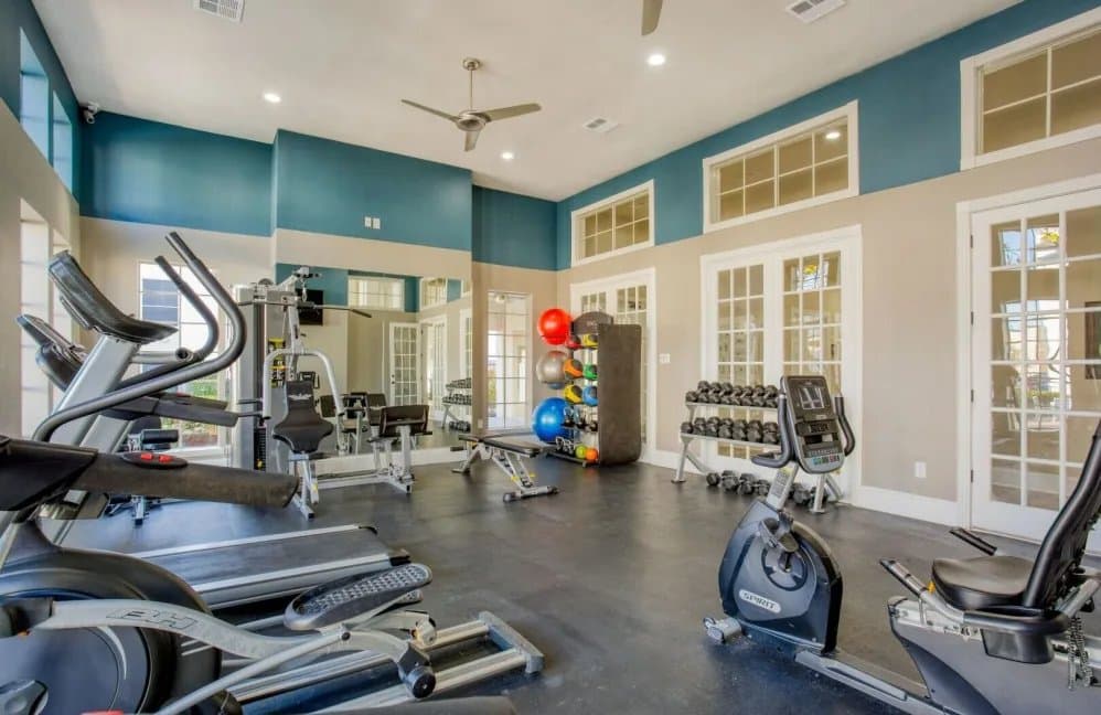 Dallas Apartment: 5151 Verde Valley