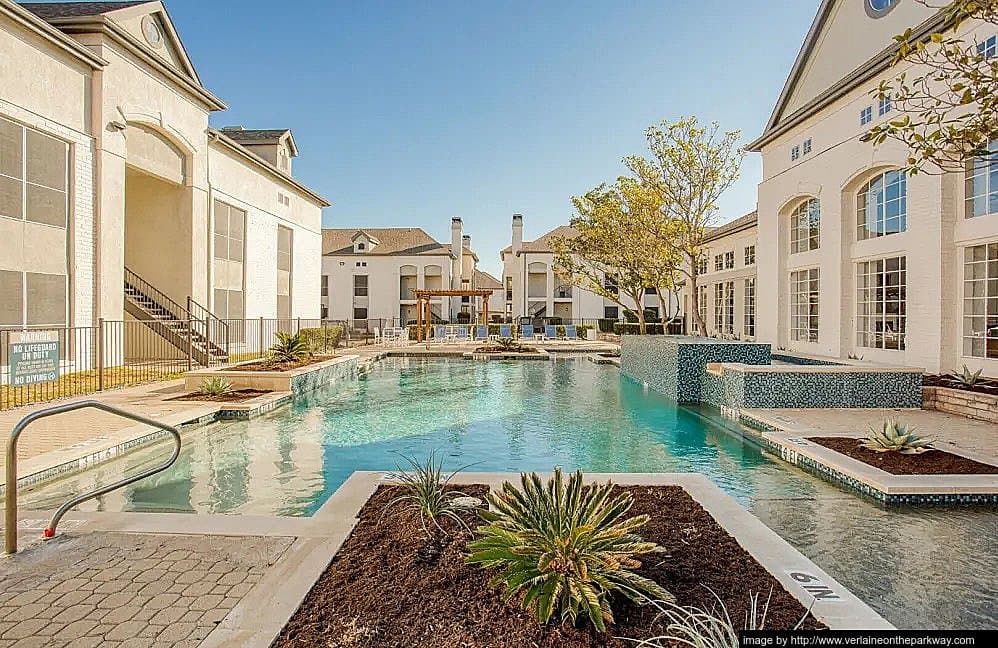Dallas Apartment: 5151 Verde Valley