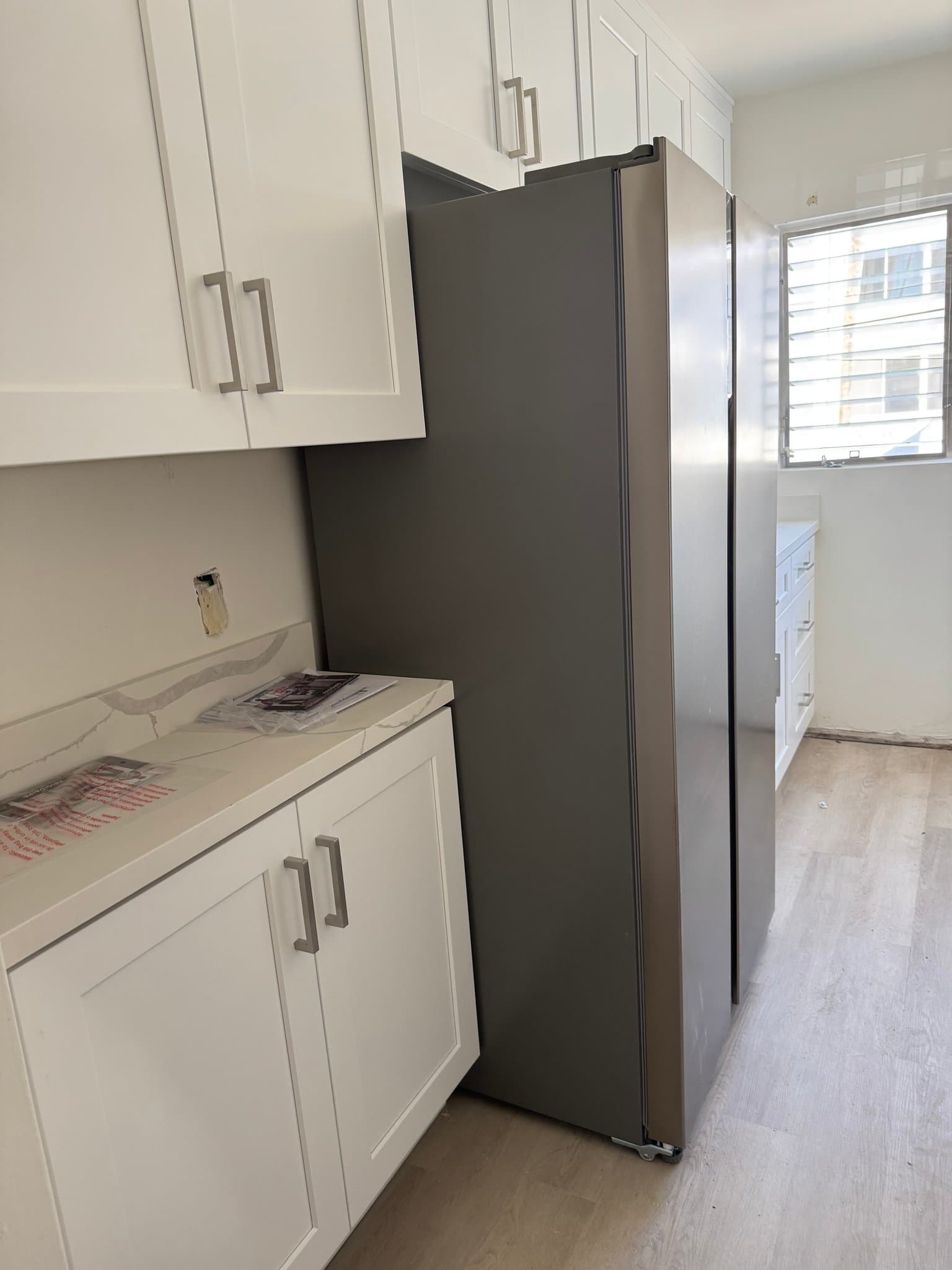 Sherman Oaks Apartment: 4450 Murietta Ave