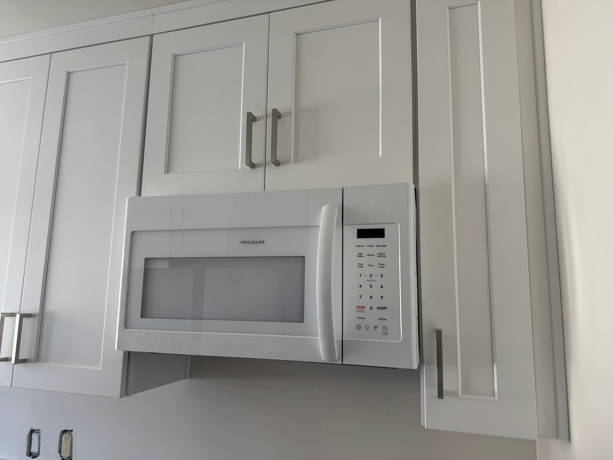 Sherman Oaks Apartment: 4450 Murietta Ave