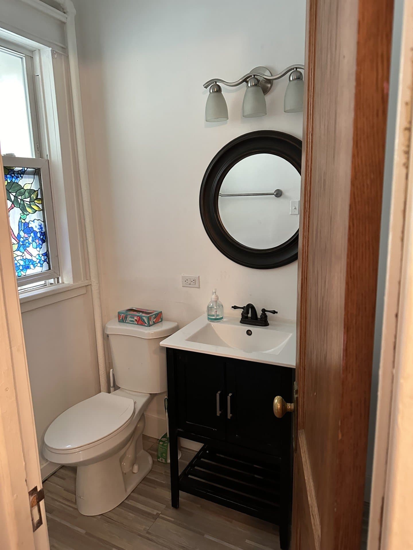 Albany Single Room: 705 Hudson Ave.