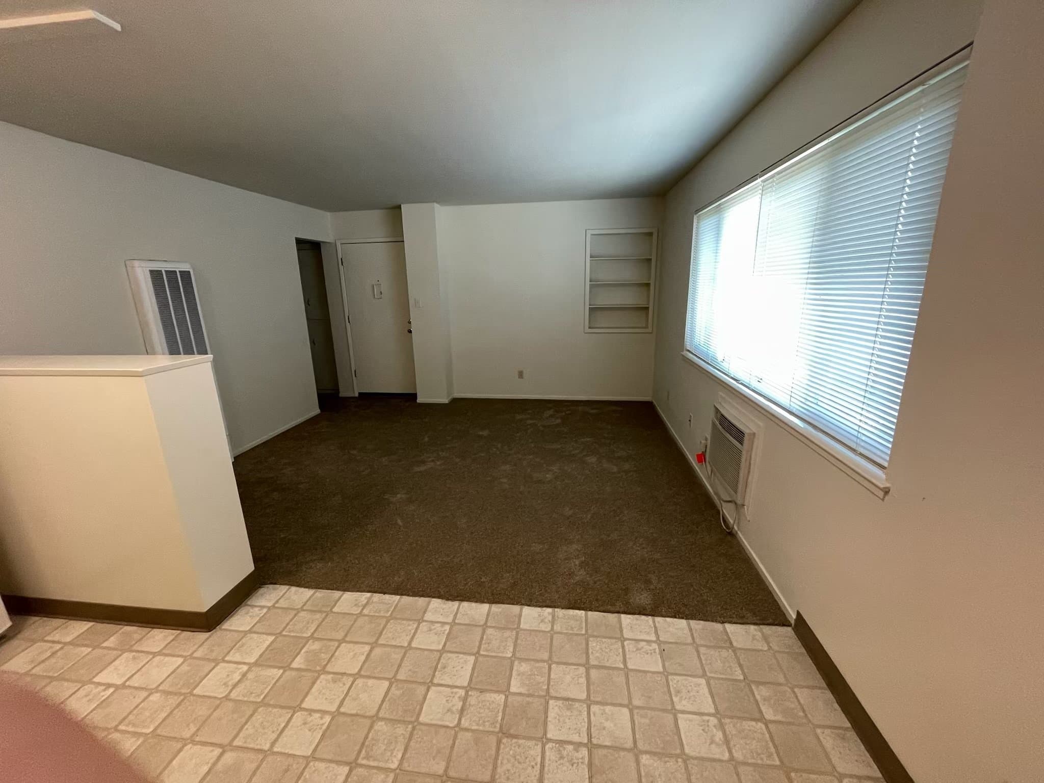 Sacramento House: 2253 2nd Avenue
