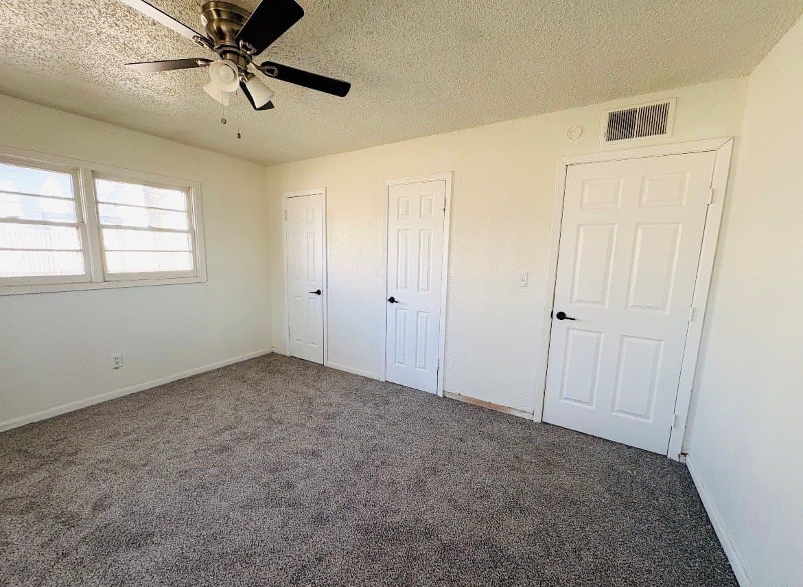 Lubbock House: 5514 45th