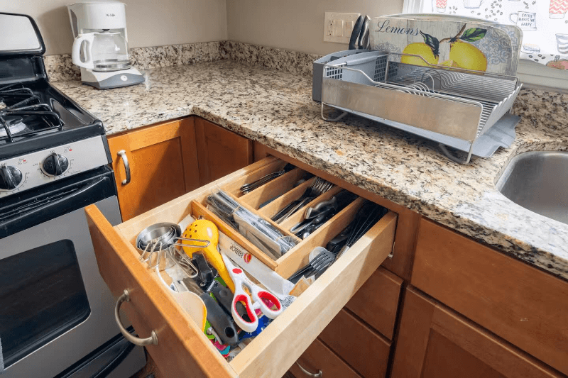 Cincinnati Single Room: 4004 Matson Ave