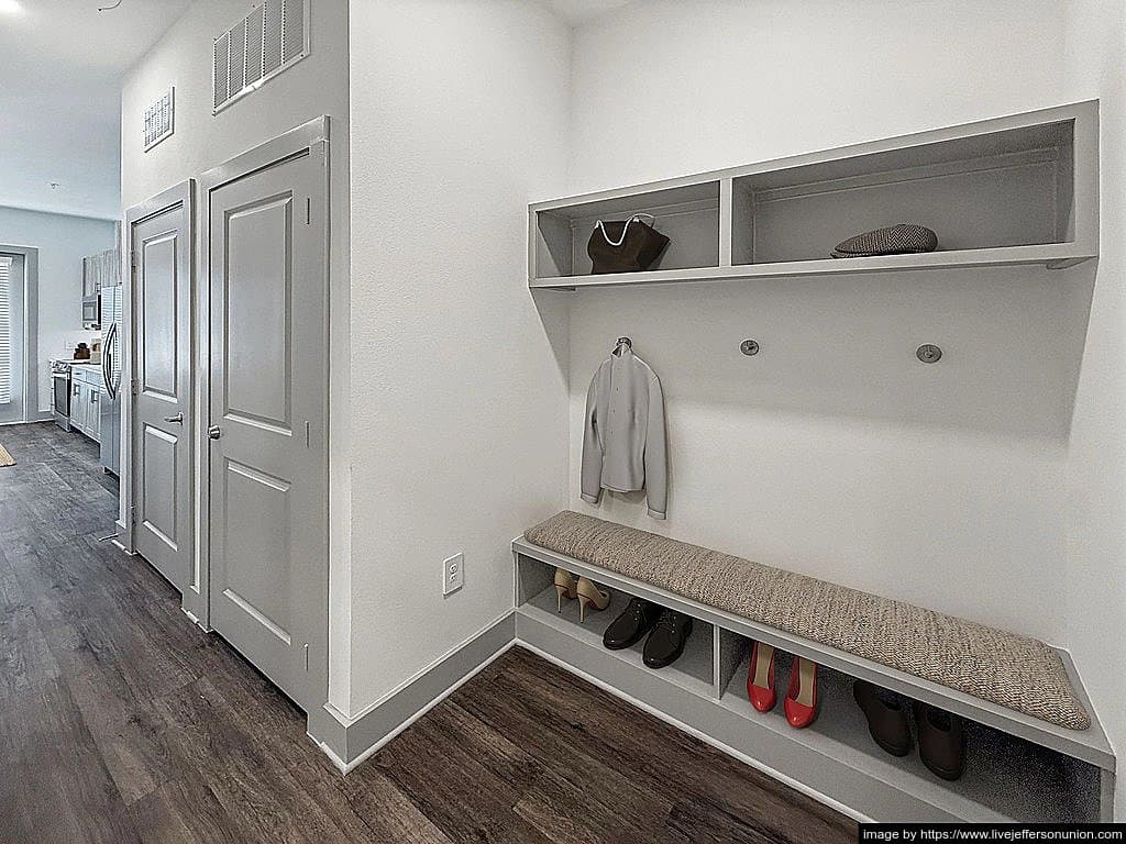 Lewisville Apartment: 4550 Windhaven Parkway