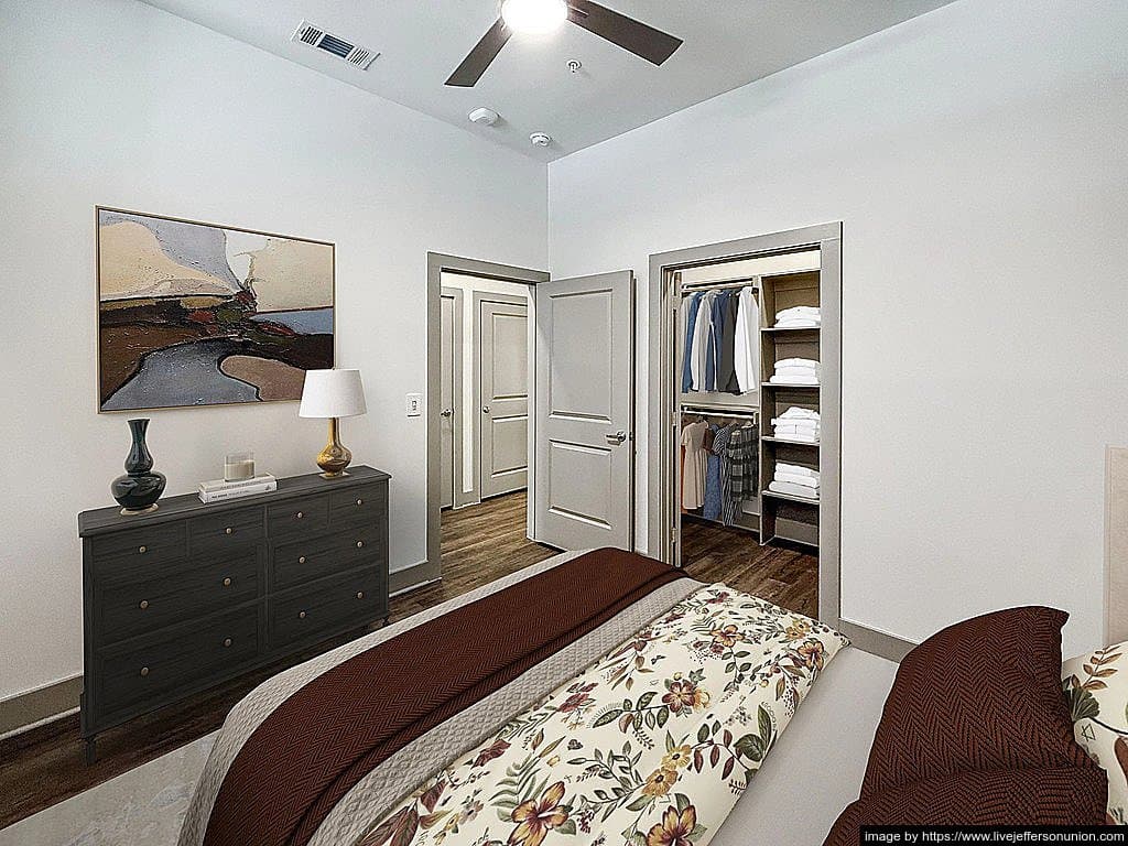 Lewisville Apartment: 4550 Windhaven Parkway
