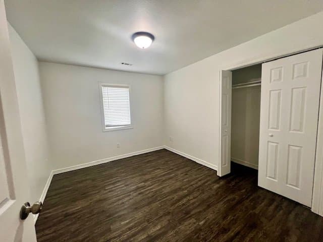 Fayetteville Apartment: 364 E 7th St