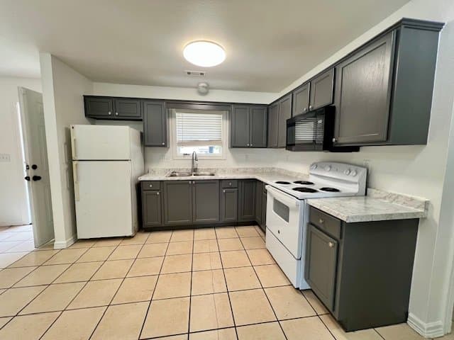 Fayetteville Apartment: 364 E 7th St