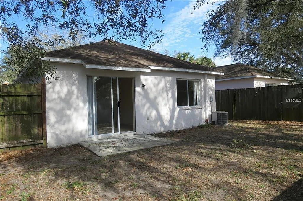 Plant City House: 403 Abigail Road
