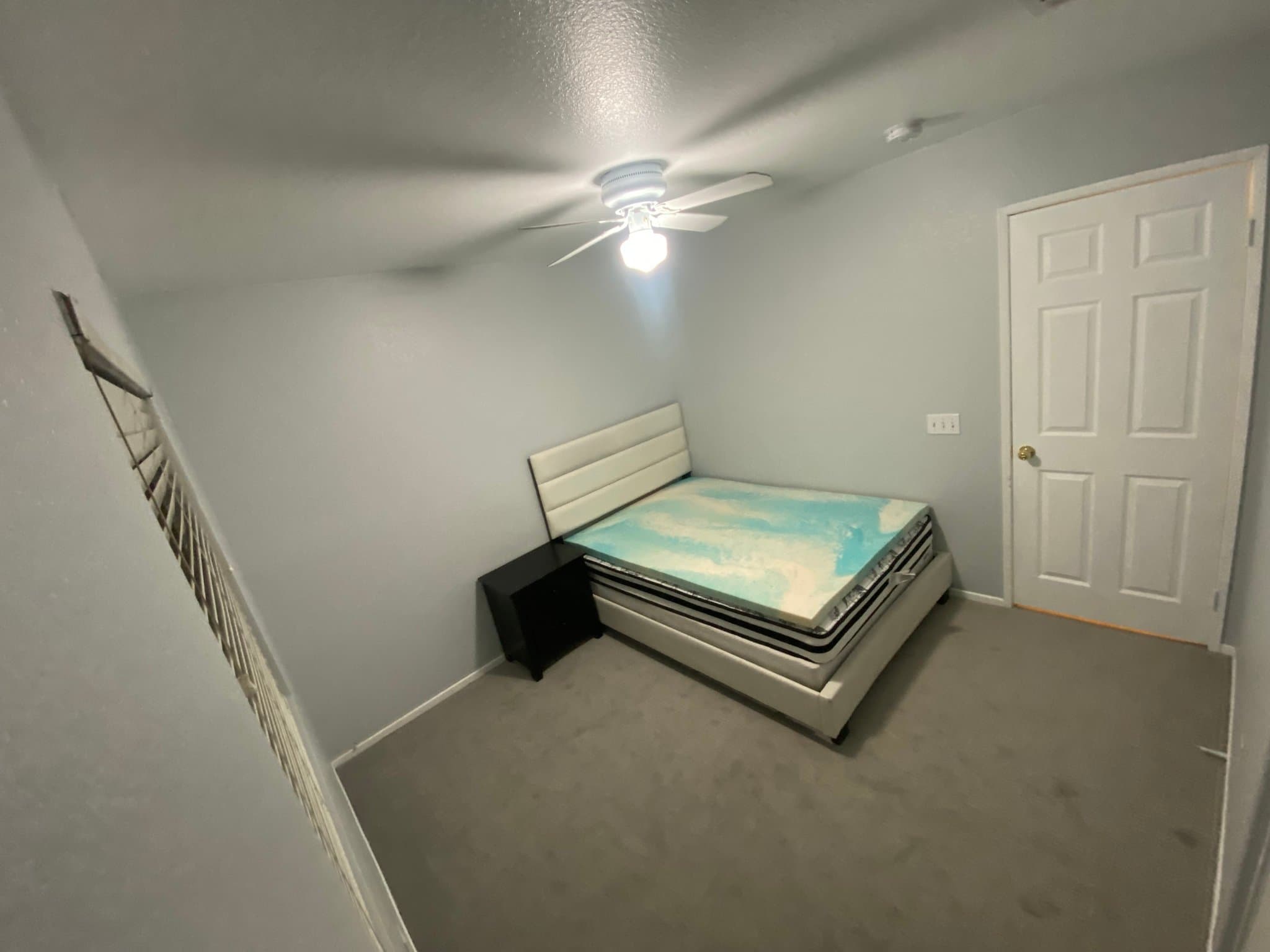 Victorville Single Room: 15221 hallmark Ln