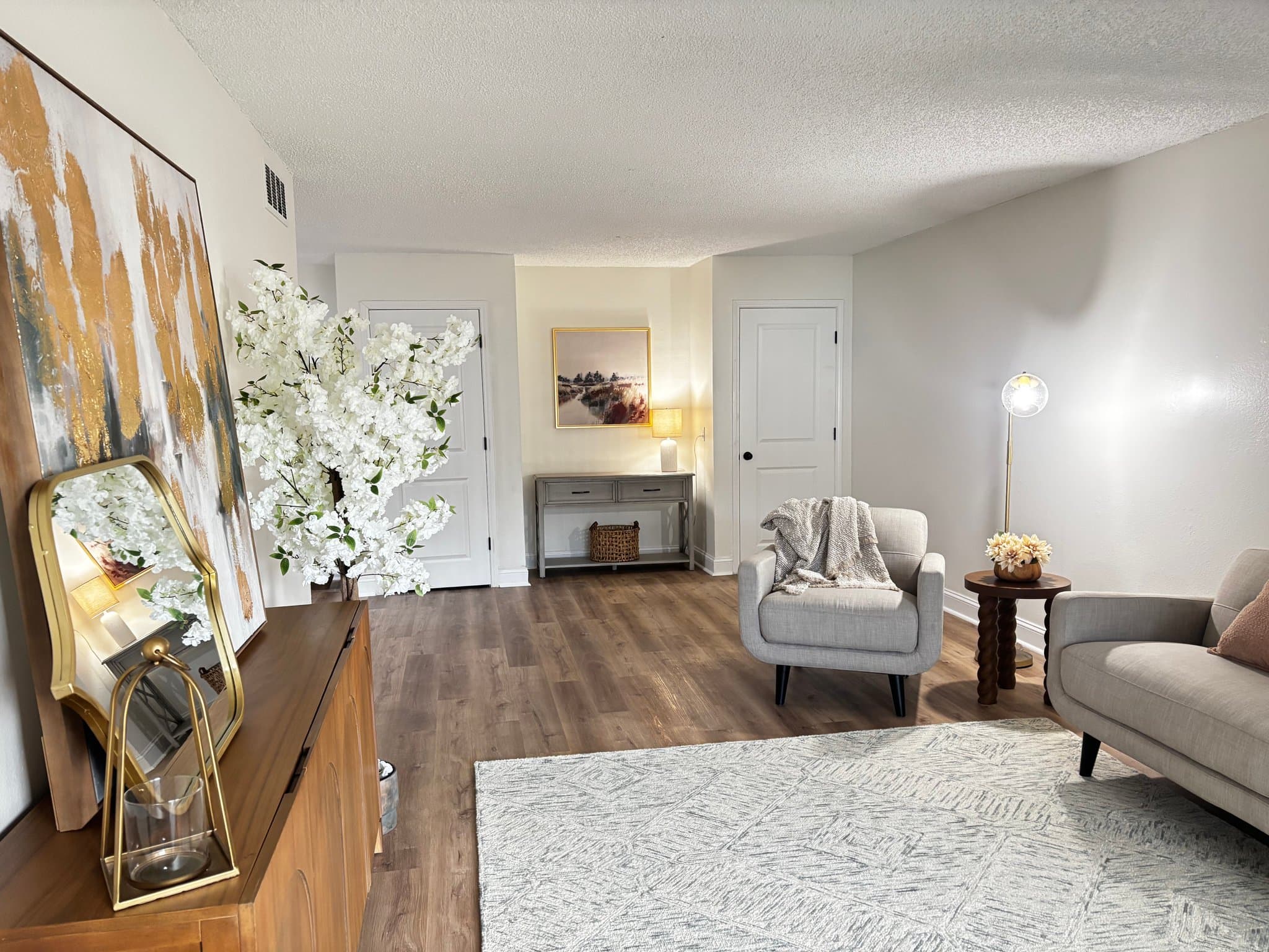 Mobile Apartment: 442 Cottage Hill Rd