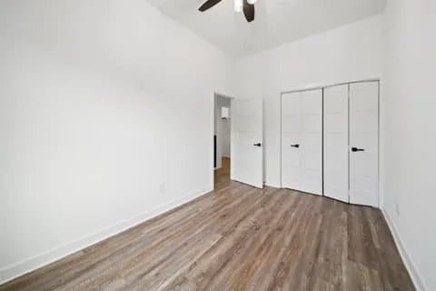 Houston Multiplex: 5813 England St