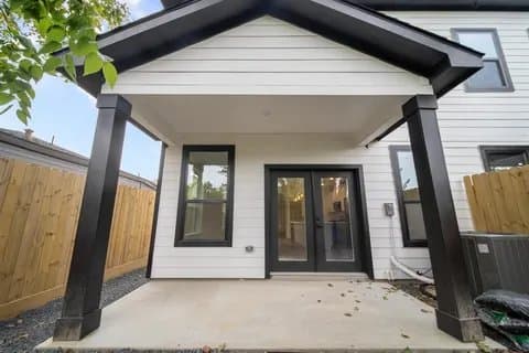 Houston Multiplex: 5813 England St
