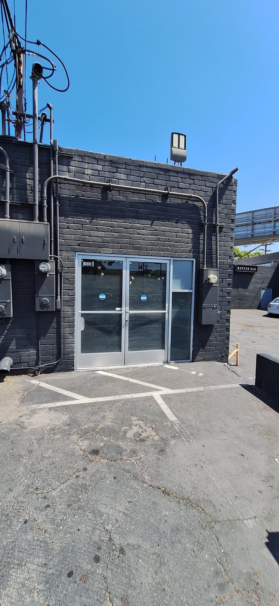 Los Angeles Other: 2933 Sepulveda Blvd