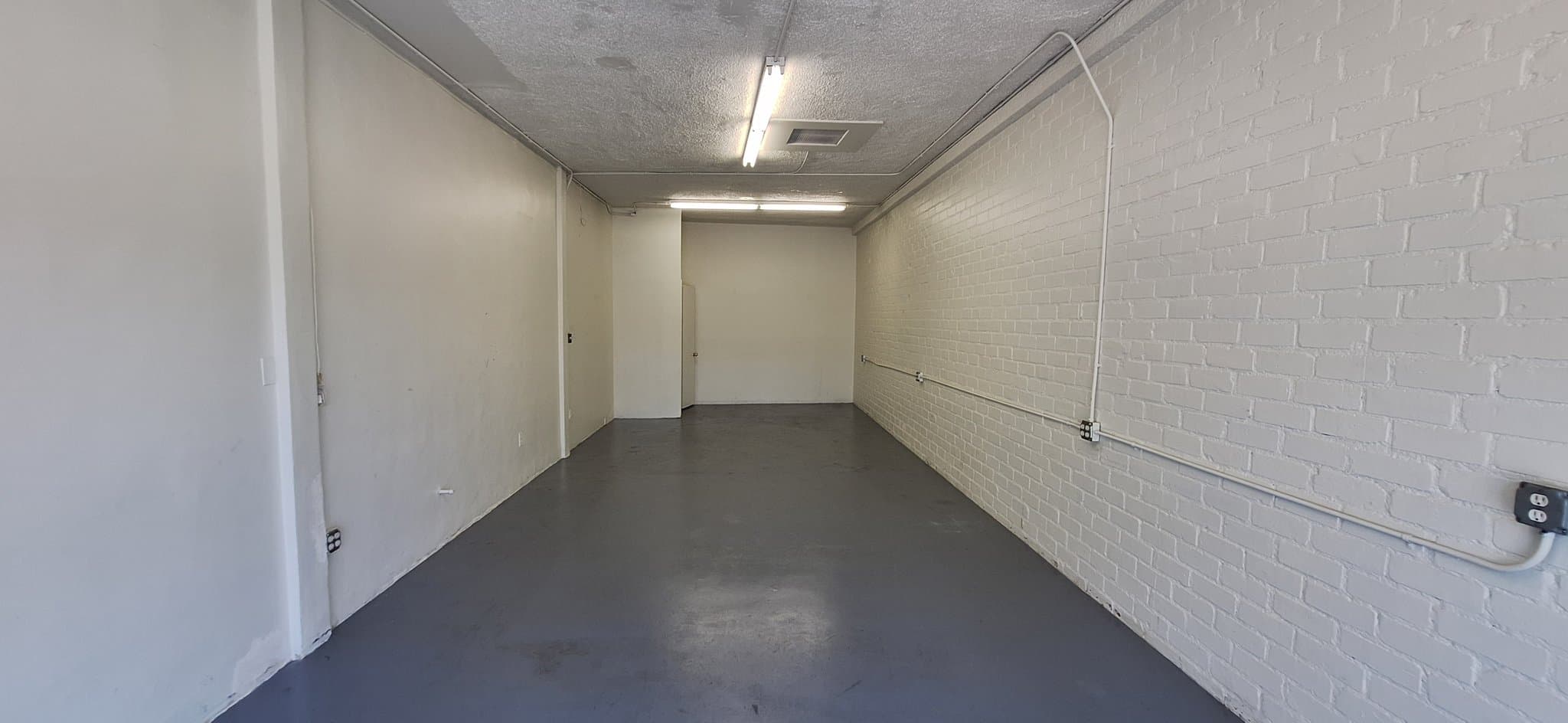 Los Angeles Other: 2933 Sepulveda Blvd