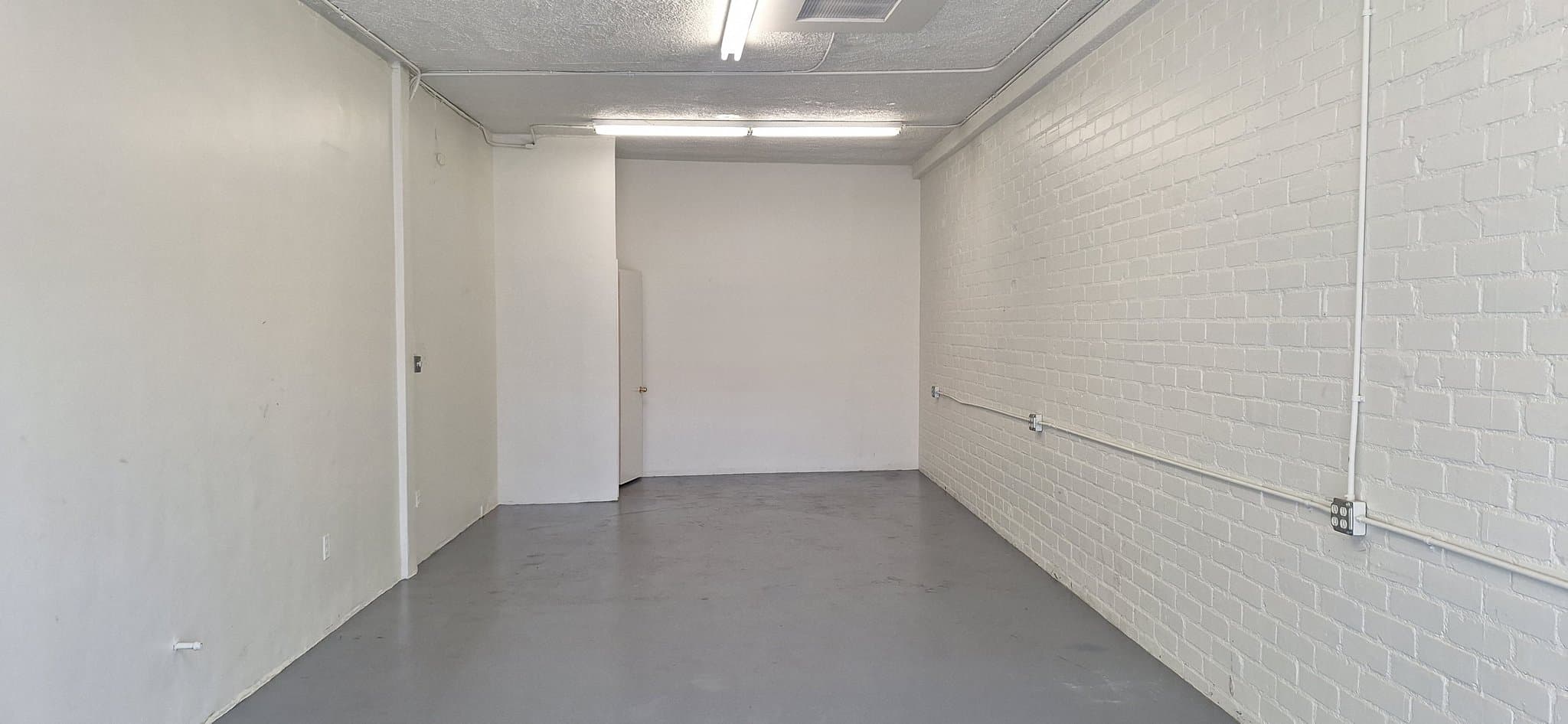 Los Angeles Other: 2933 Sepulveda Blvd