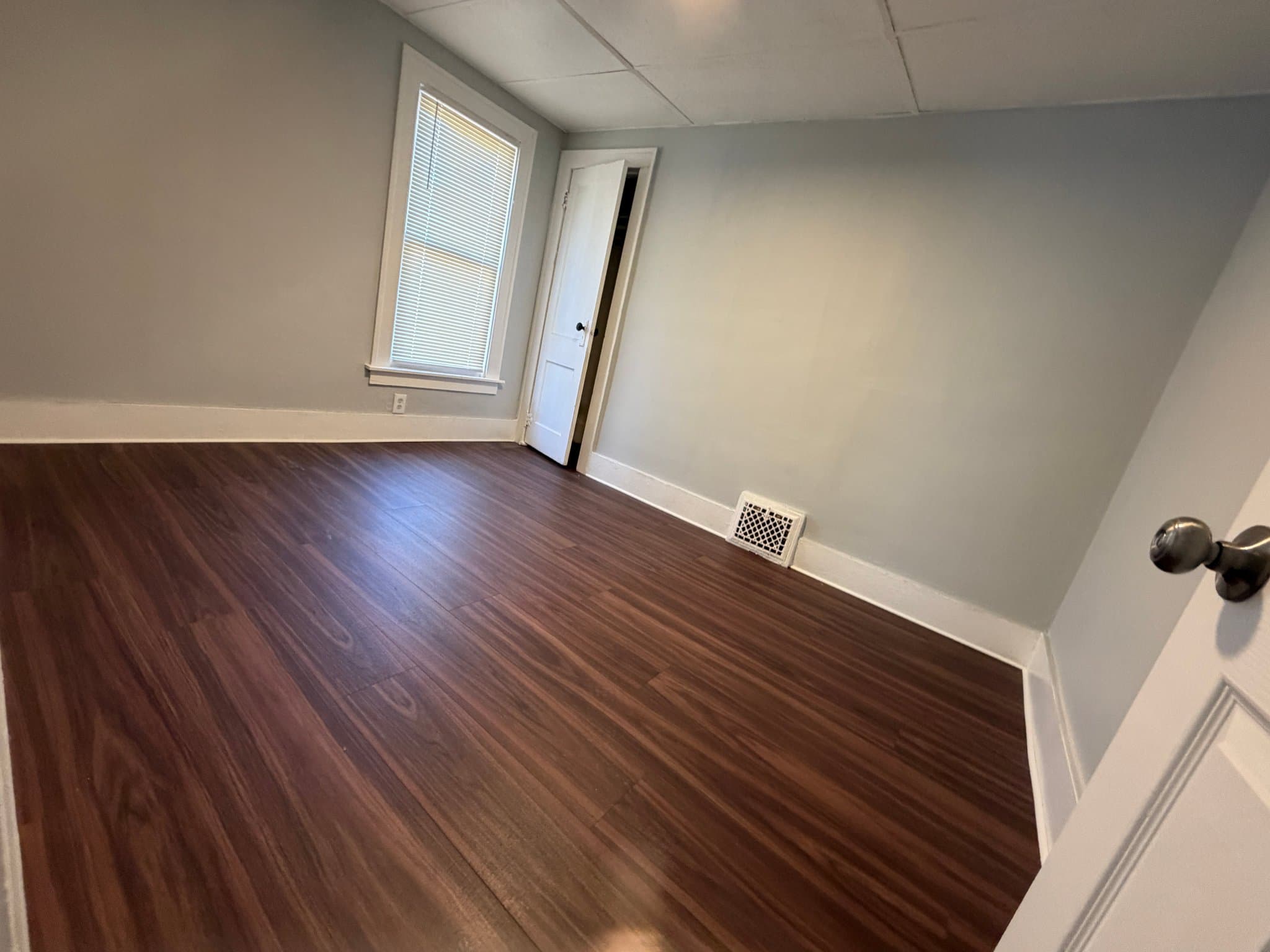 Pontiac House: 107 N Sanford Street