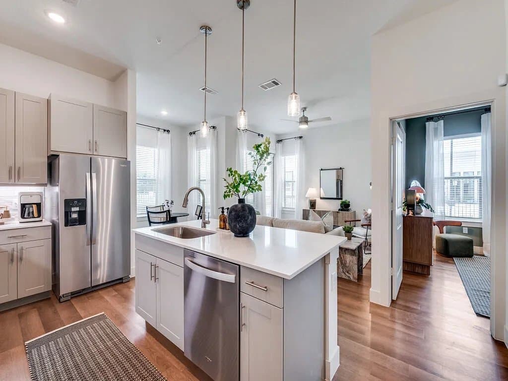 Fort Worth Apartment: 8100 Brewer Blvd