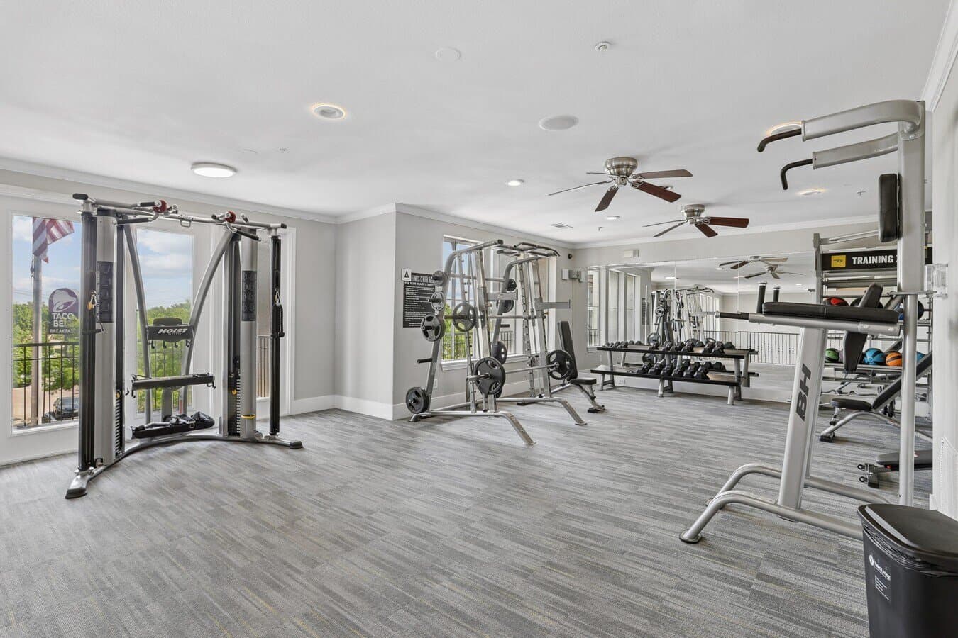 Dallas Apartment: 2403 N Washington Ave