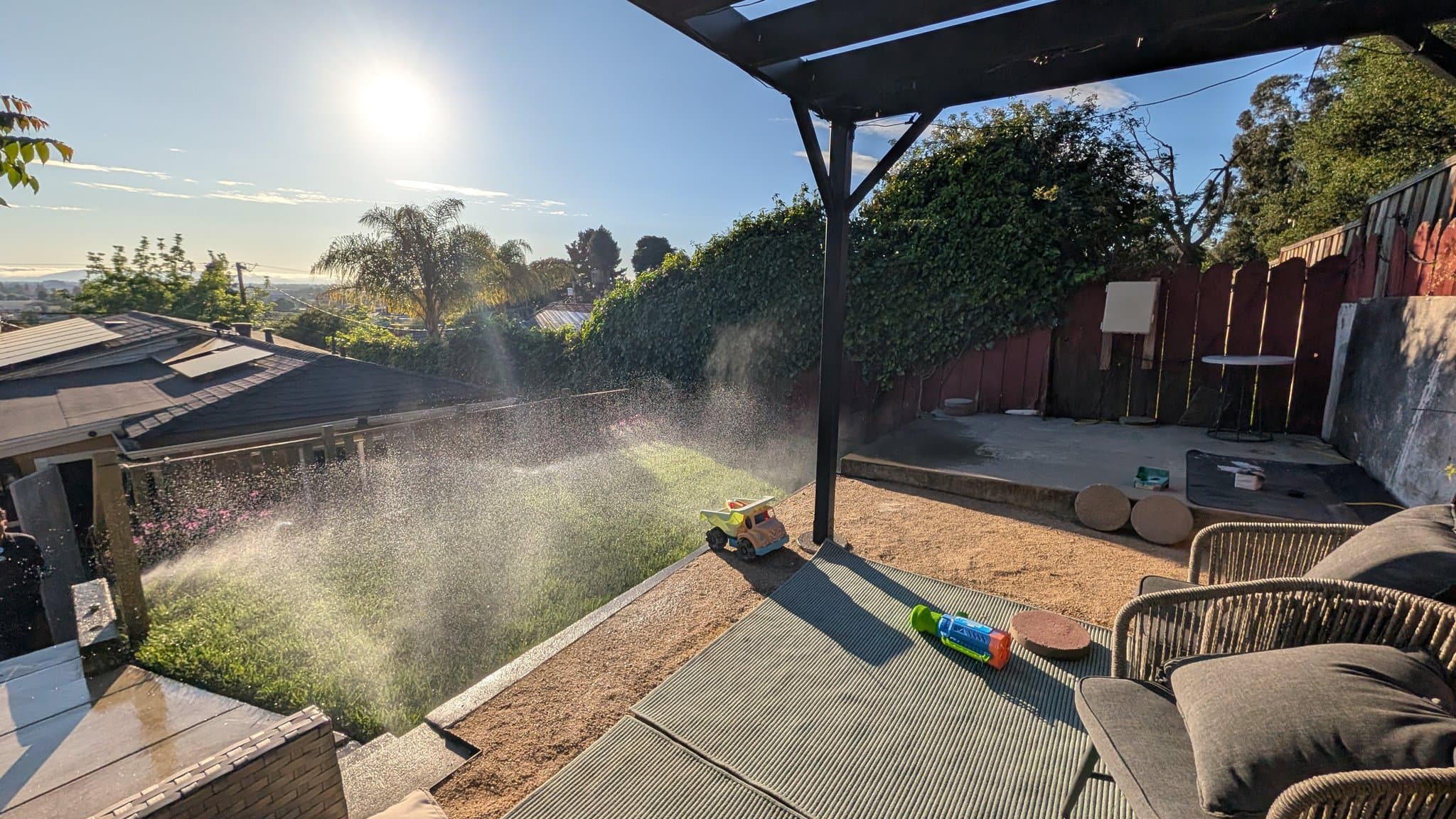 Oakland House: 9834 Lawlor St