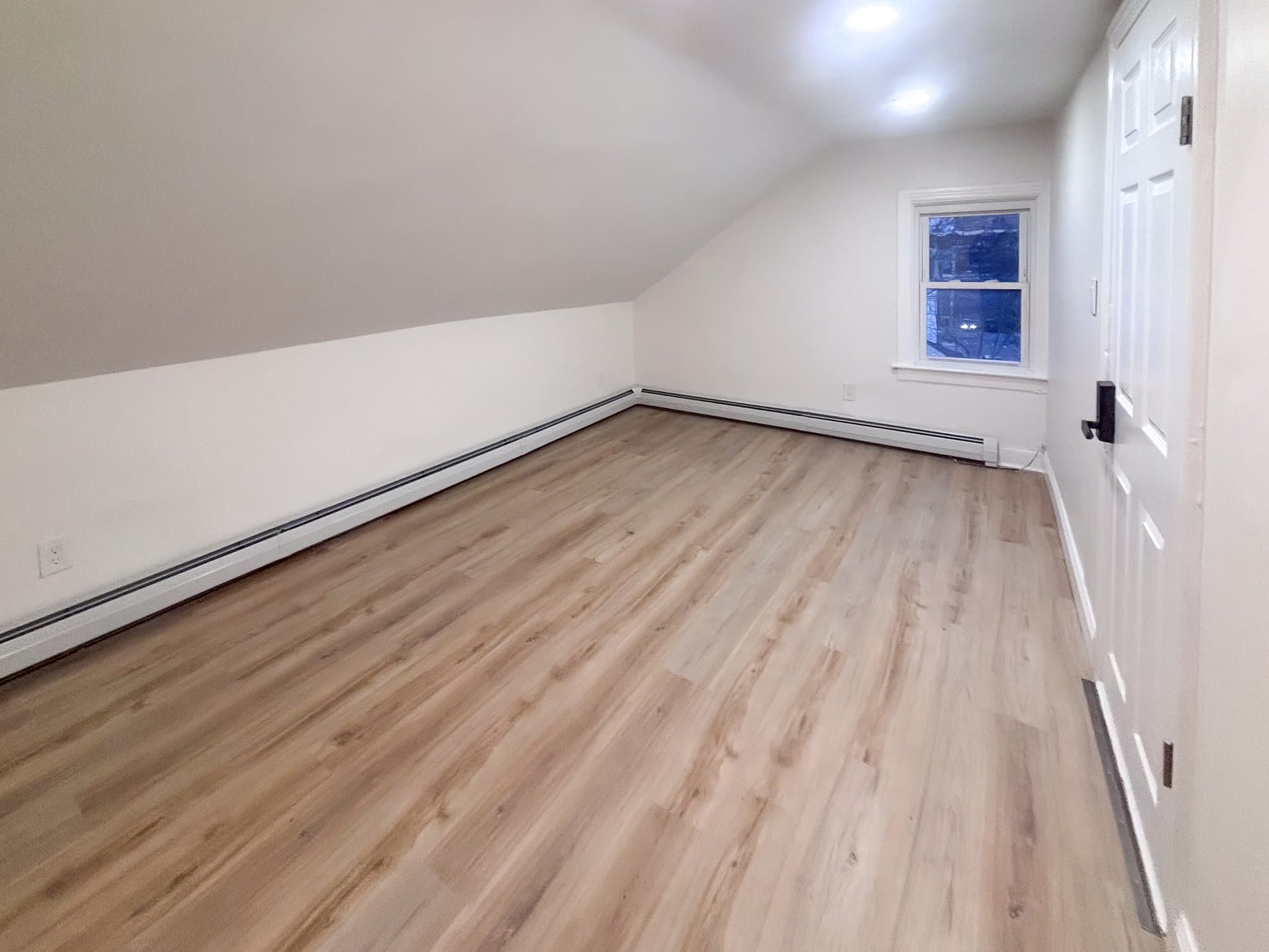 Providence Single Room: 38 Judith St