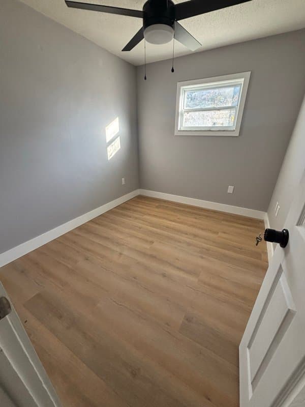 Orlando Single Room: 5500 Huber Dr.