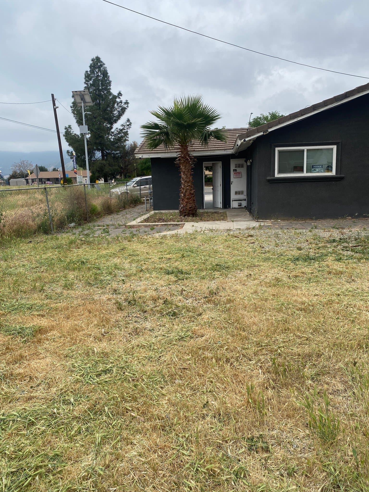 Lake Elsinore House: 16510 Lakeshore Drive