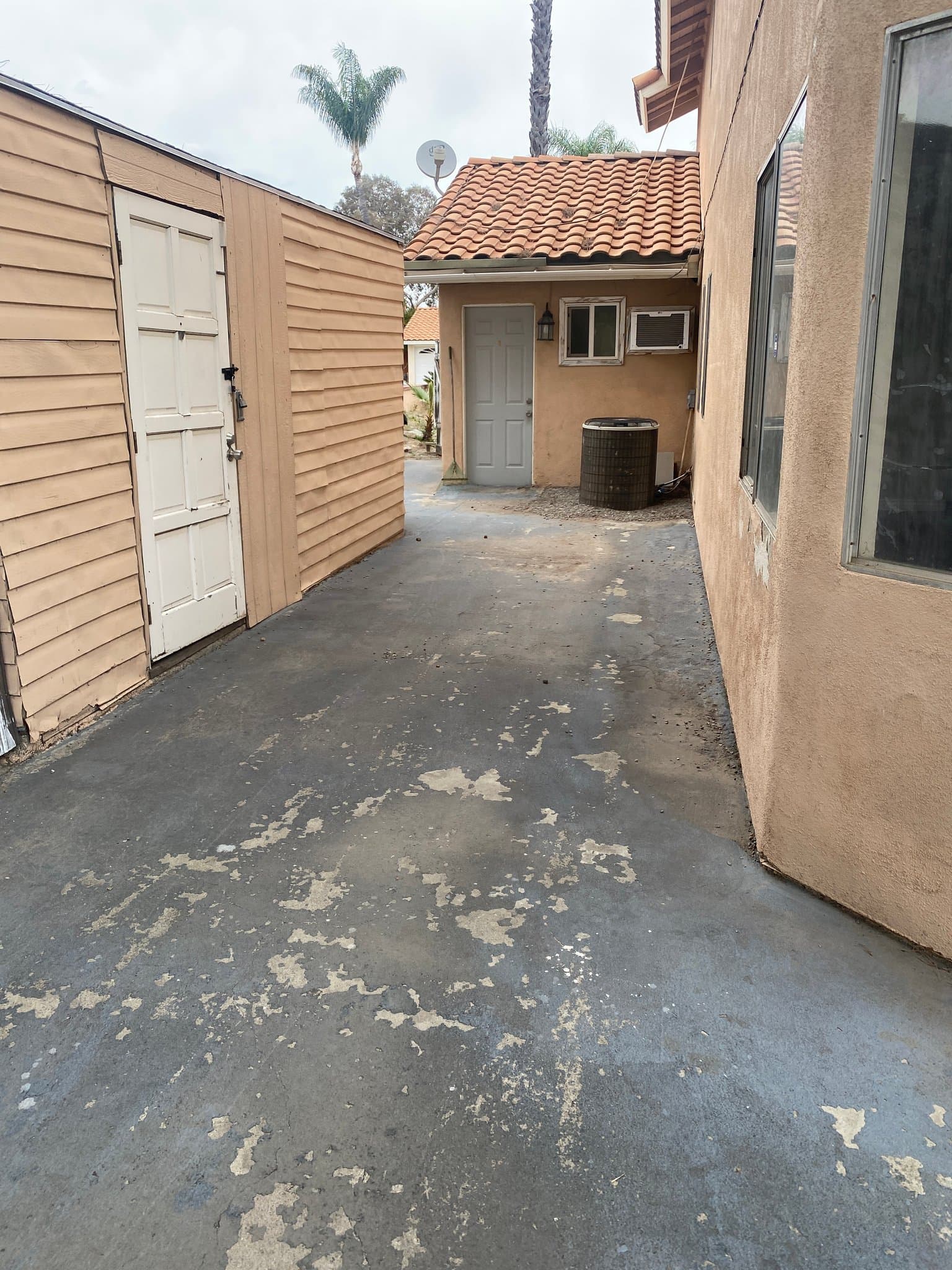 Lake Elsinore House: 16502 Mango Way