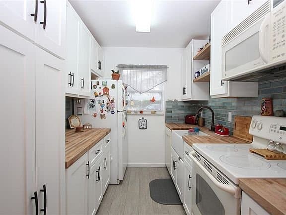 orlando Apartment: 1318 Mesa Dr