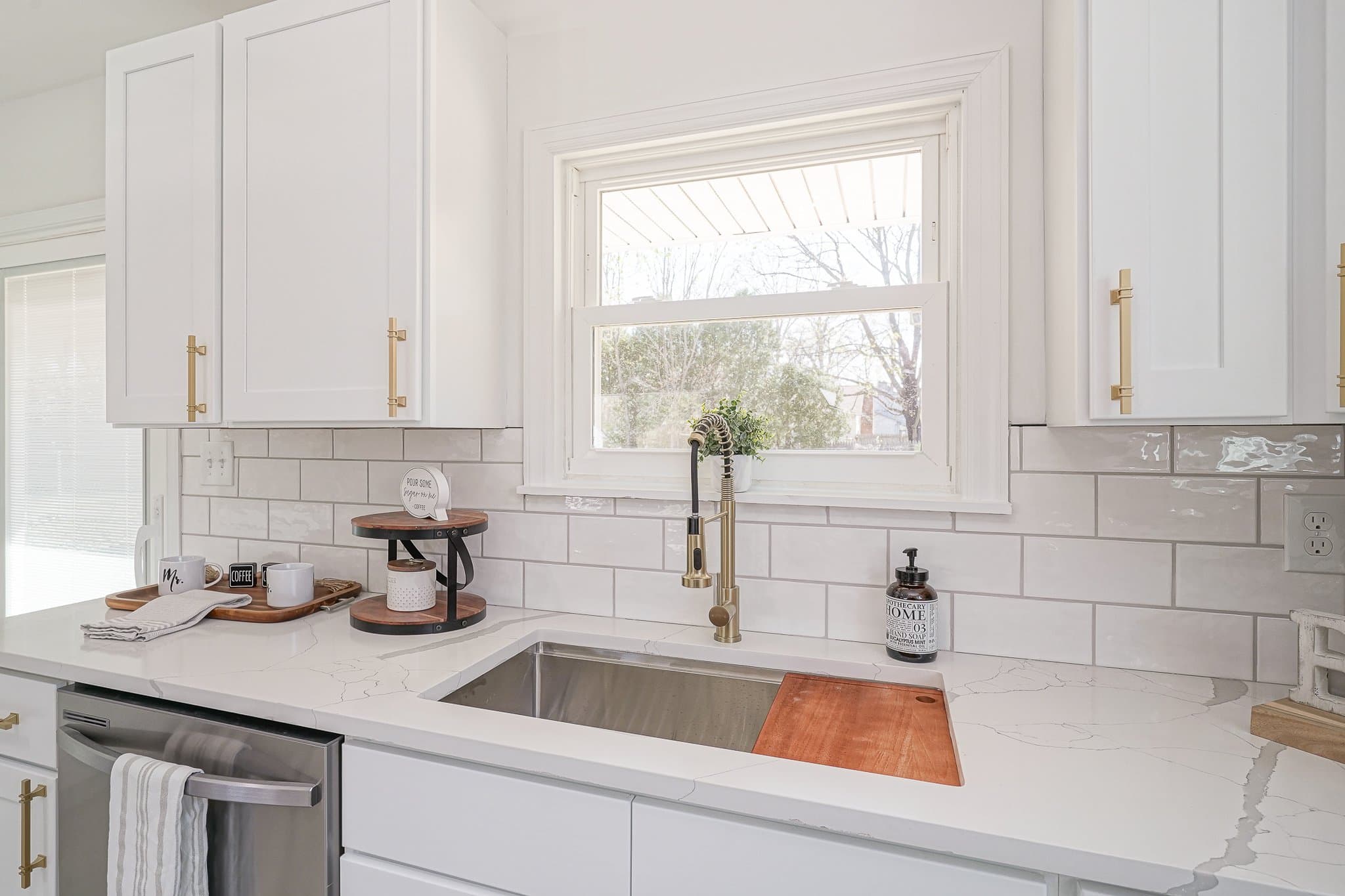 Newfield House: 311 Oakwood Dr