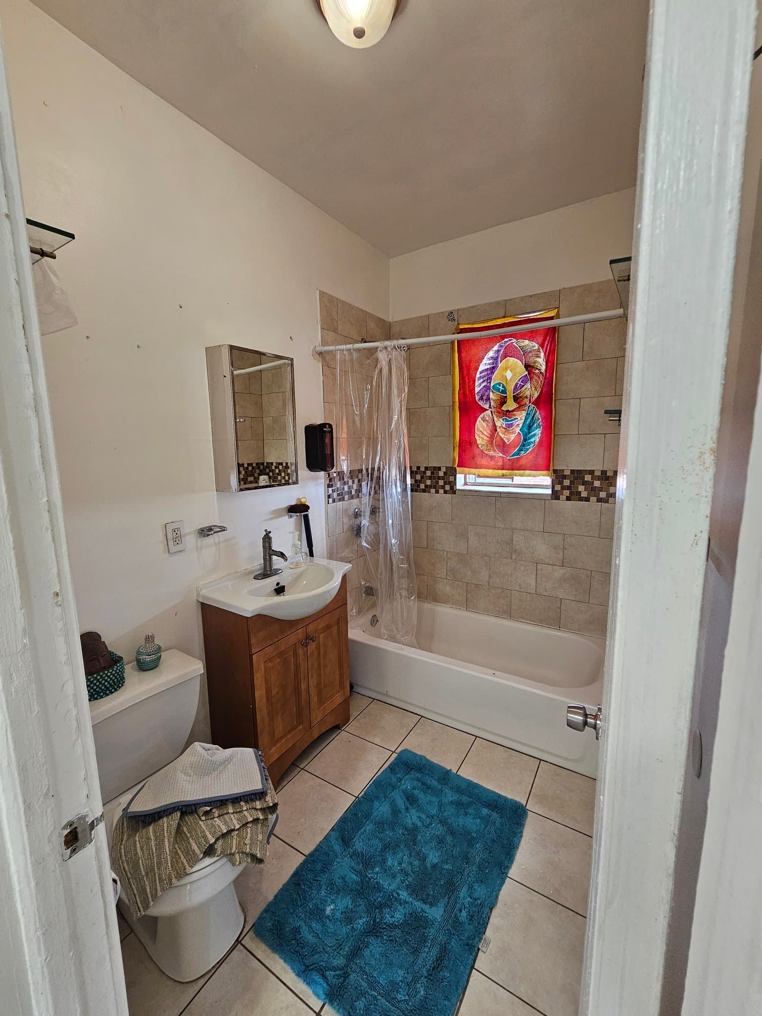 Newark Single Room: 1 Vassar Ave, Room 2