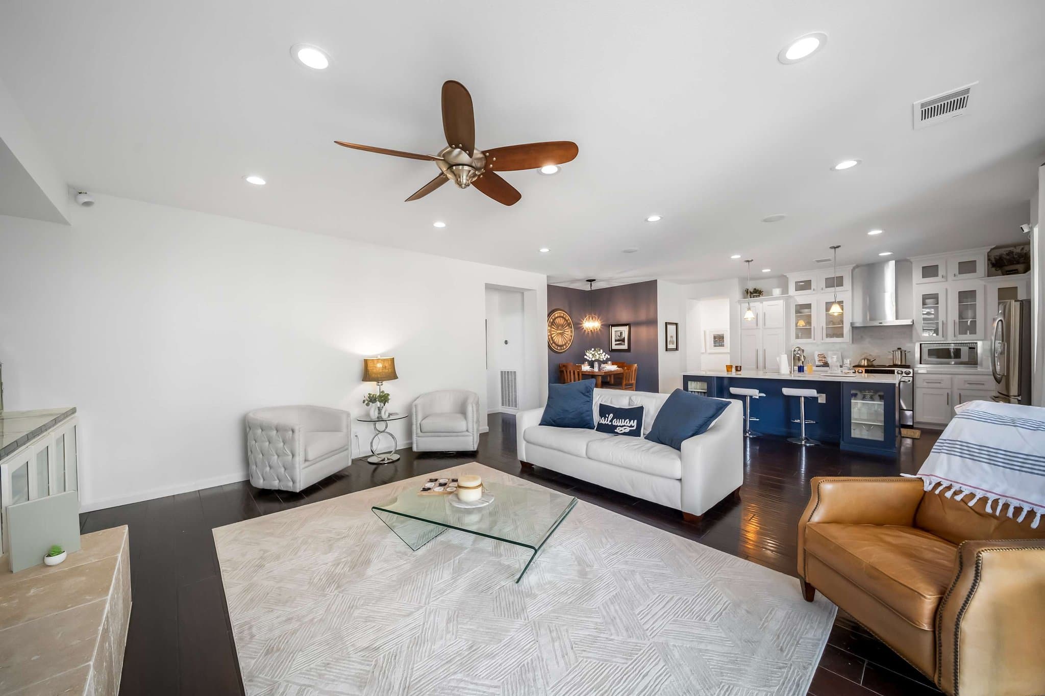 La Quinta House: 47870 Sumac Street
