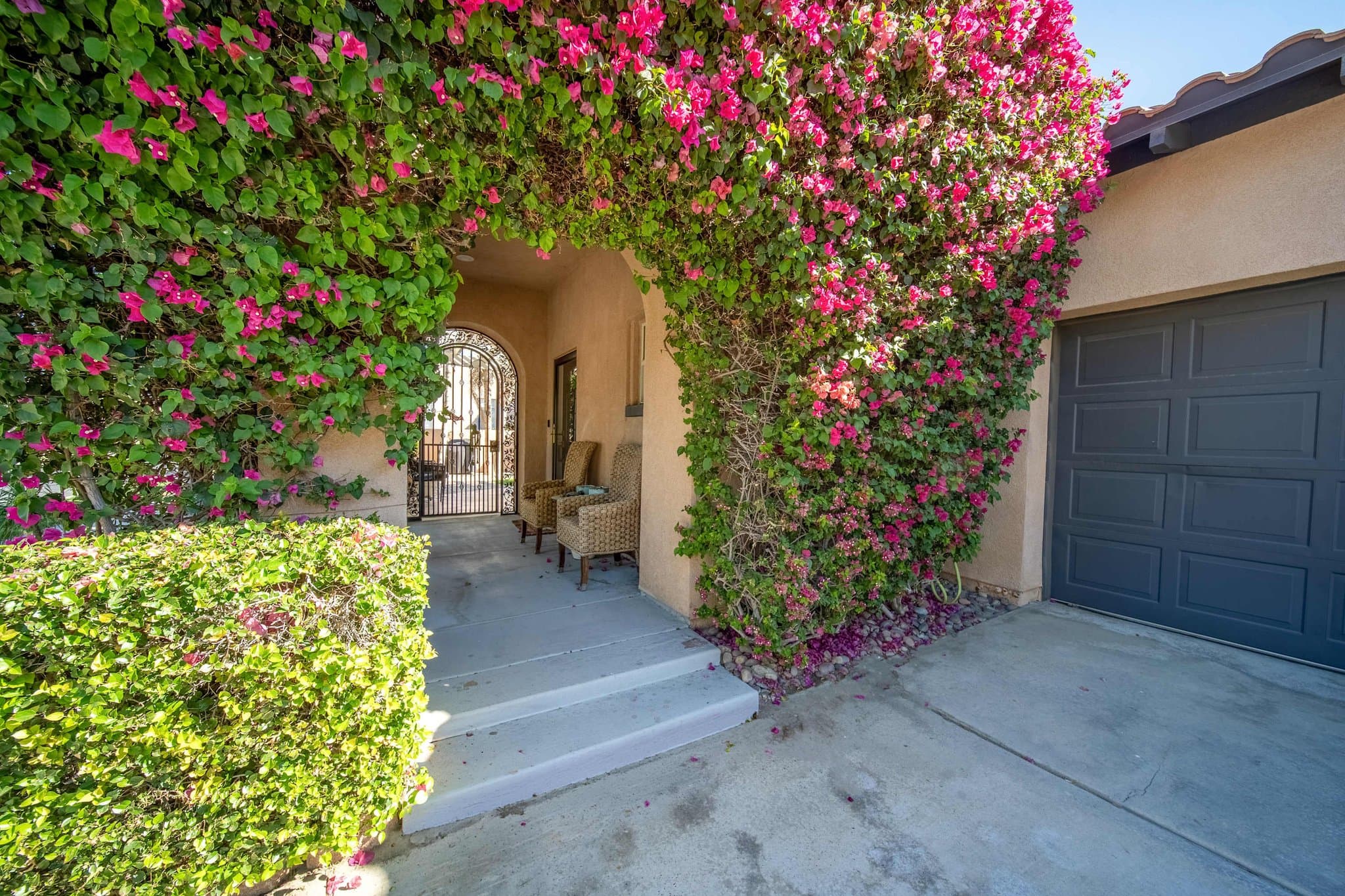 La Quinta House: 47870 Sumac Street